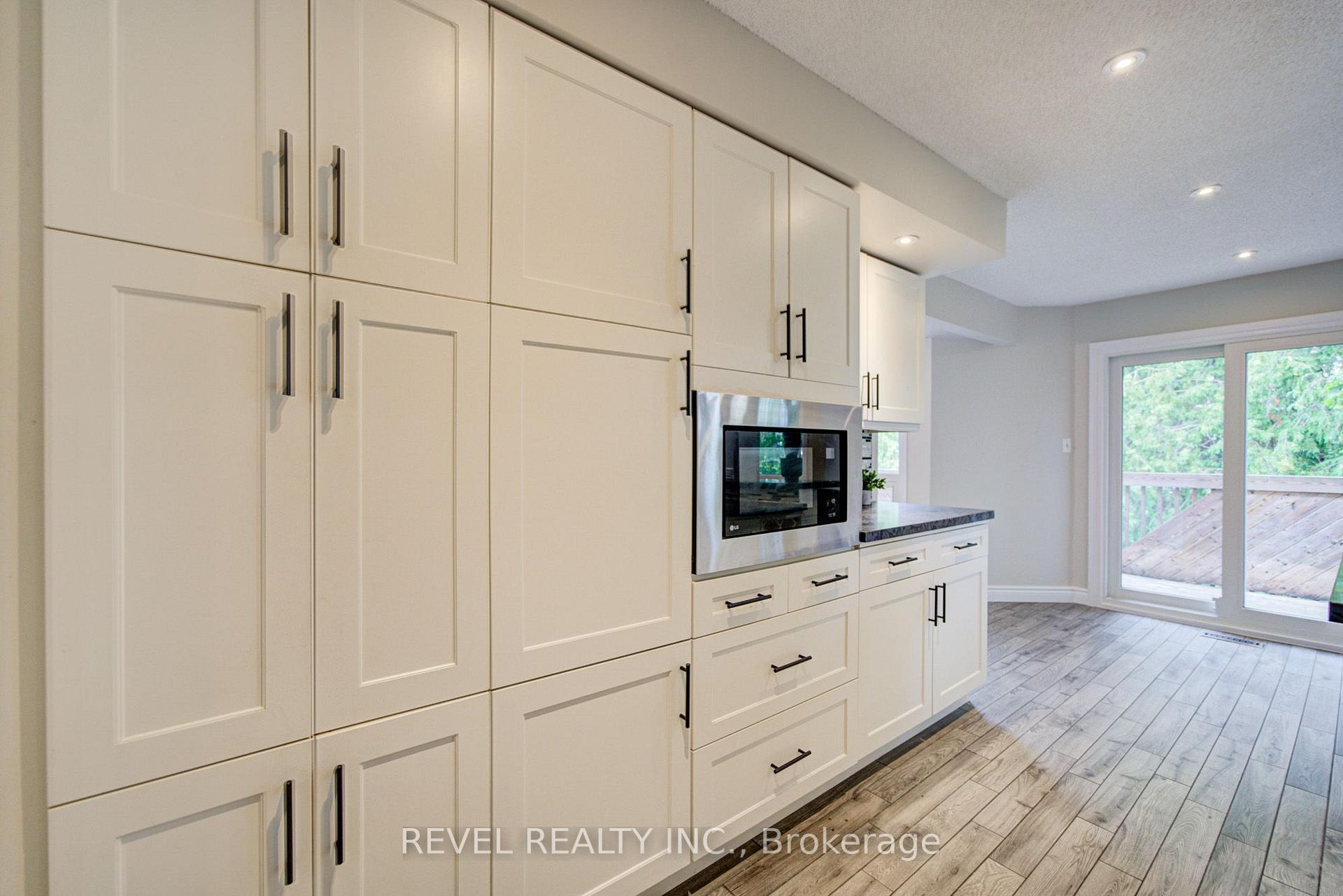 Photo 12 of 2141 Theoden Court, Pickering, Brock Ridge — HOMEH