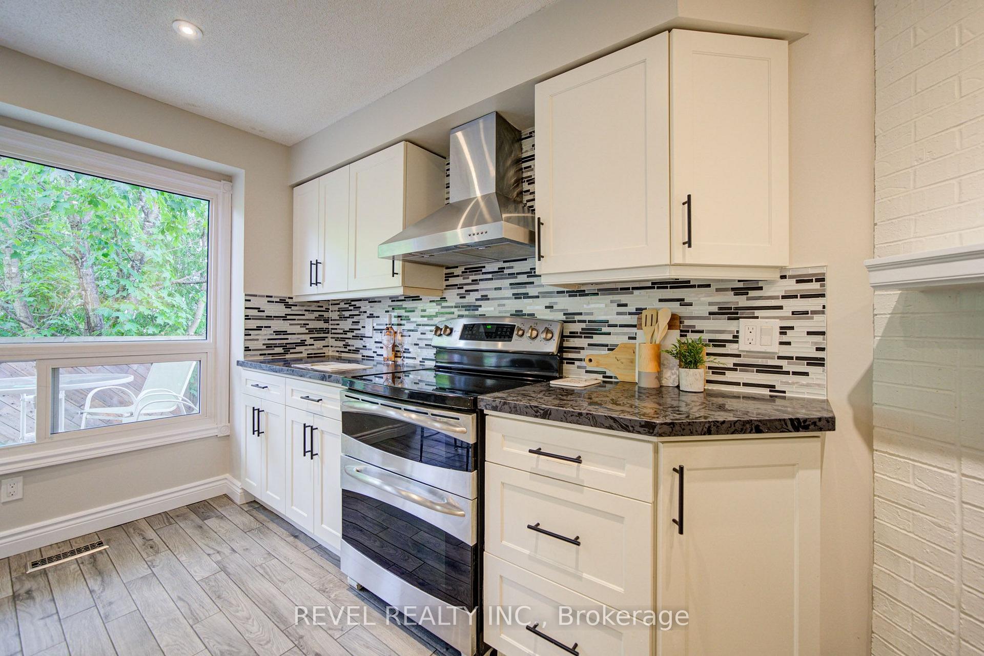 Photo 14 of 2141 Theoden Court, Pickering, Brock Ridge — HOMEH