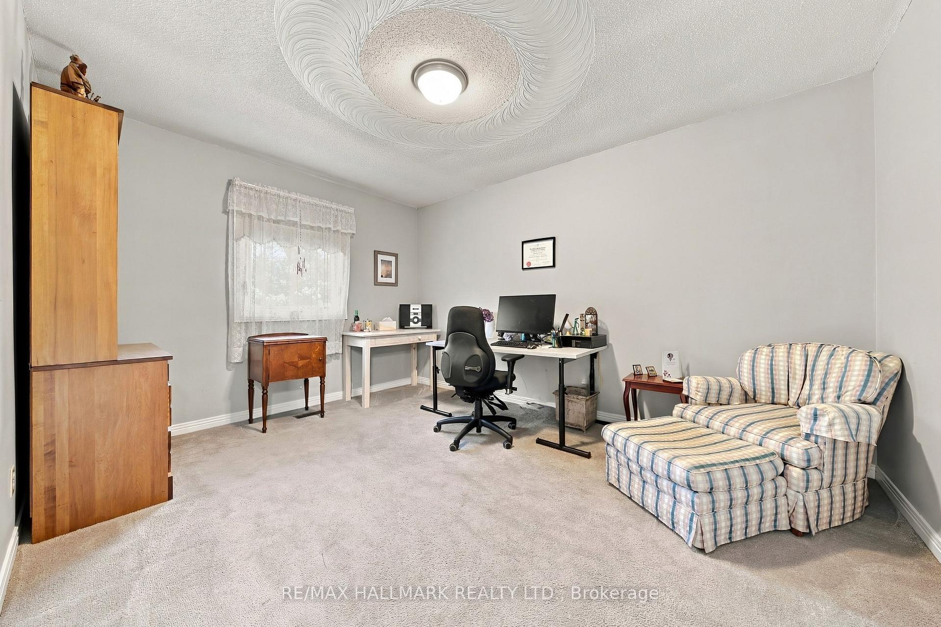 Photo 26 of 427 Melanie Crescent, Hamilton, Ancaster — HOMEH