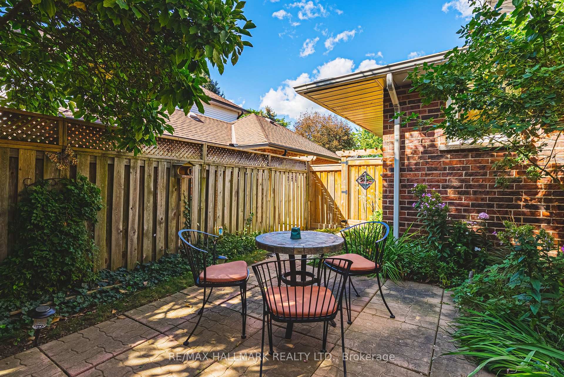 Photo 31 of 427 Melanie Crescent, Hamilton, Ancaster — HOMEH