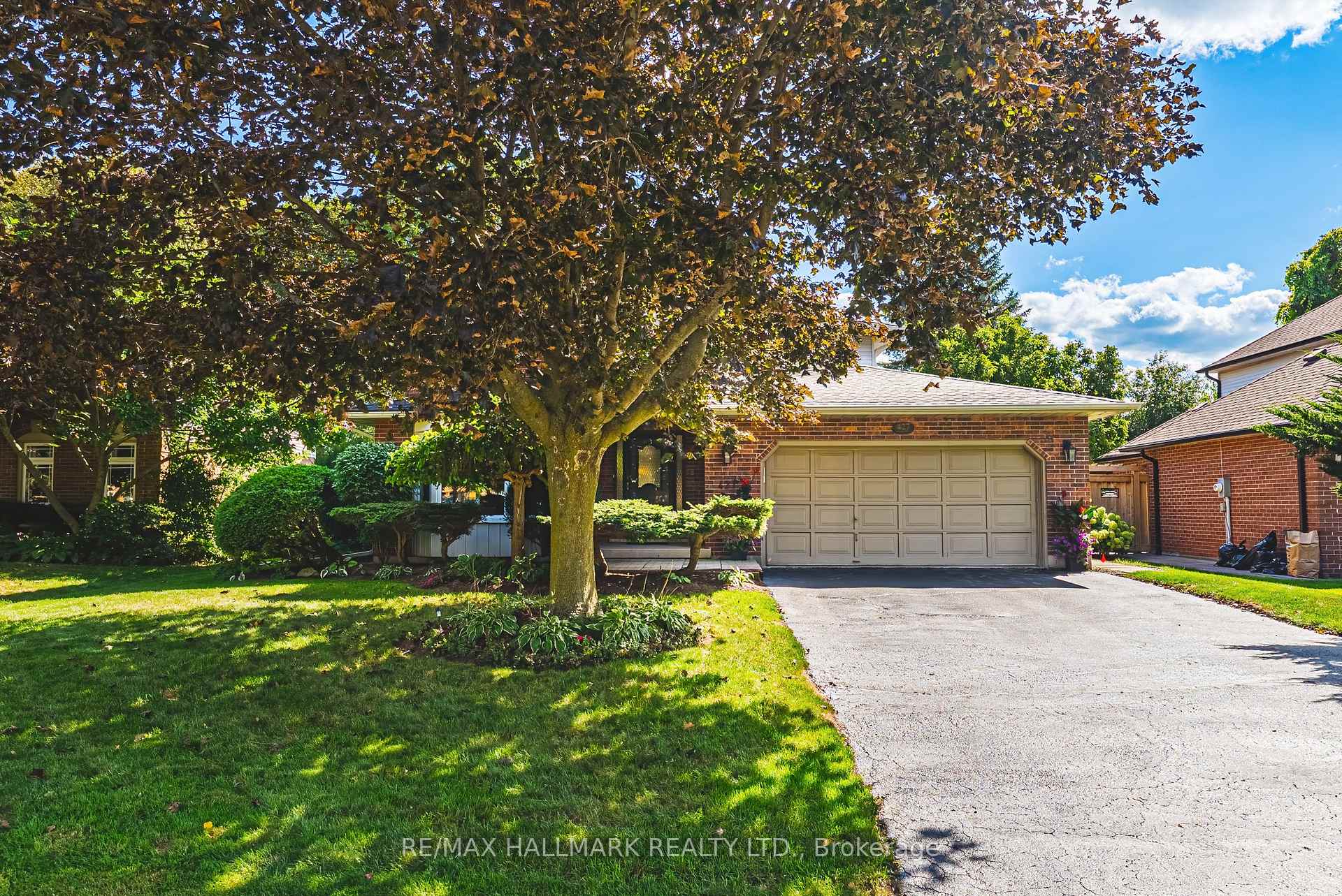 Photo 36 of 427 Melanie Crescent, Hamilton, Ancaster — HOMEH