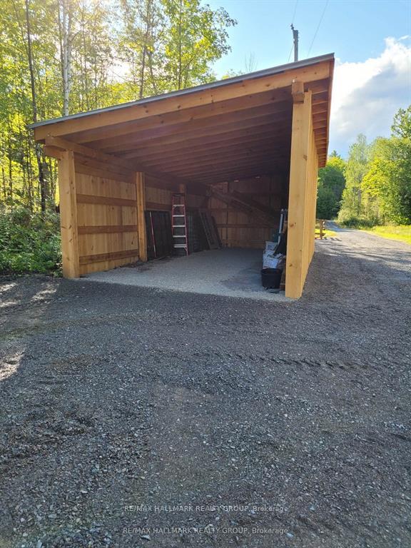 Photo 9 of 466 Stewartville Road, McNab/Braeside, Mcnab/Braeside Twps — HOMEH