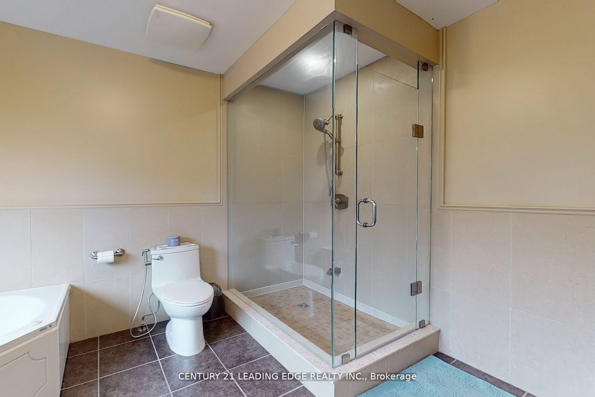 Photo 37 of 11 Bellvare Crescent, Scarborough, Wexford-Maryvale — HOMEH
