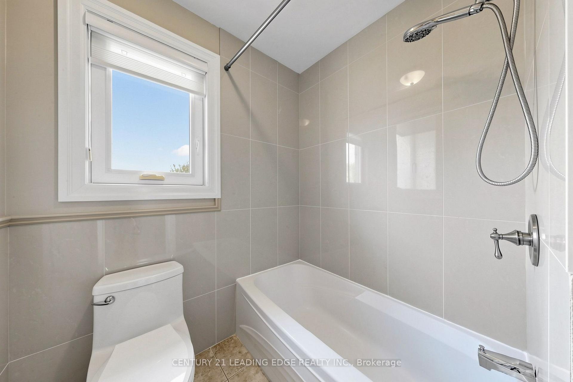 Photo 66 of 11 Bellvare Crescent, Scarborough, Wexford-Maryvale — HOMEH