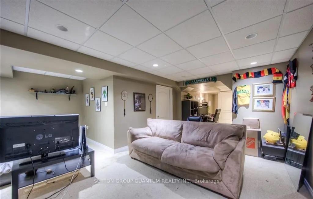 Photo 24 of 99 Foxborough Drive, Hamilton, Ancaster — HOMEH