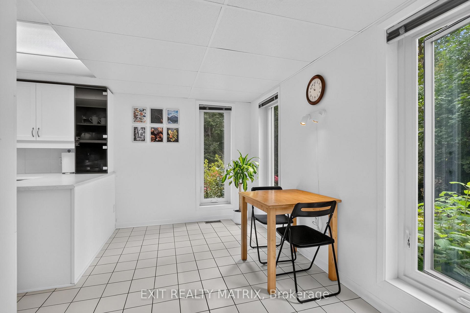 Photo 18 of 4510 Whispering Willow Drive, Ottawa, Sarsfield/Bearbrook — HOMEH