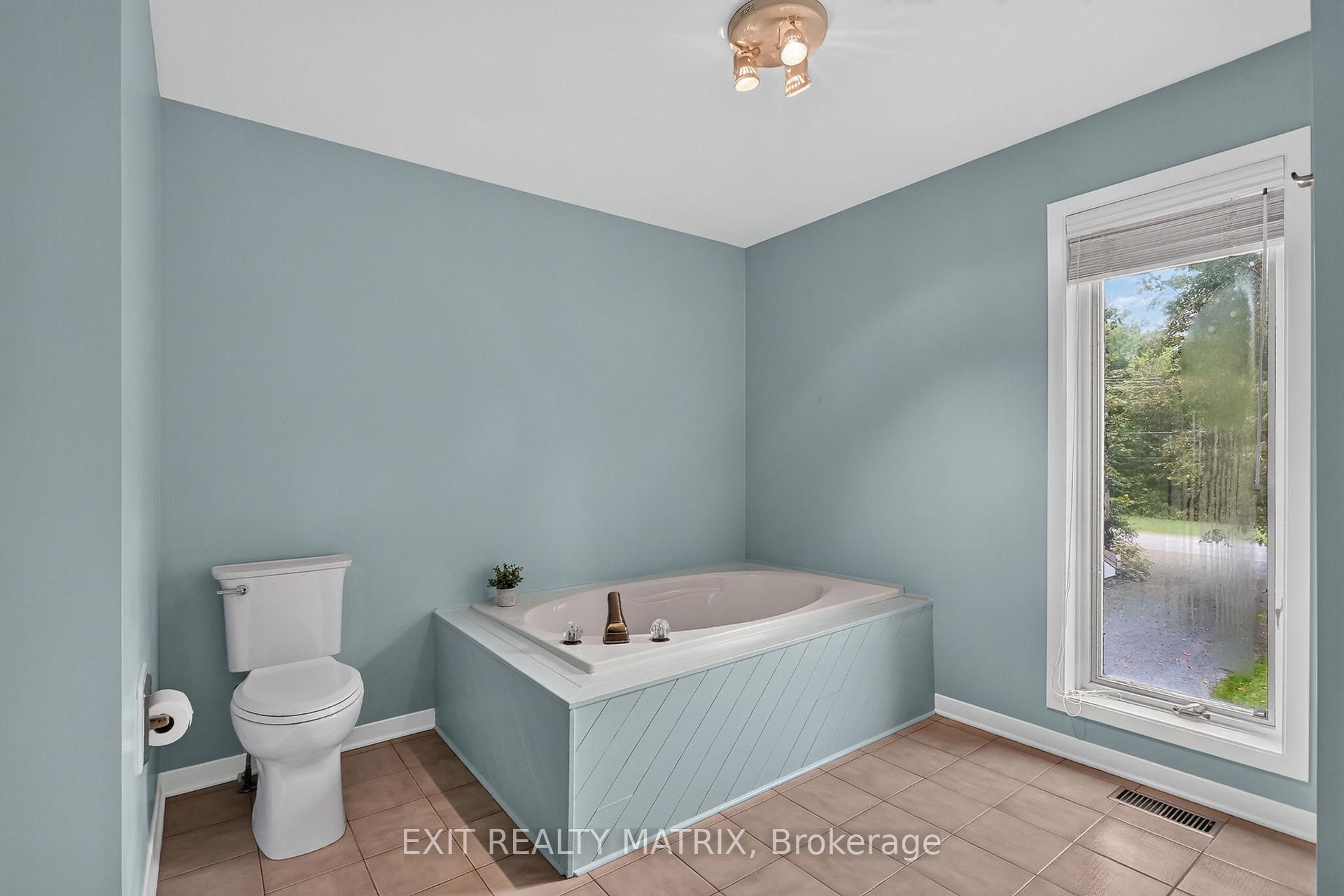 Photo 29 of 4510 Whispering Willow Drive, Ottawa, Sarsfield/Bearbrook — HOMEH