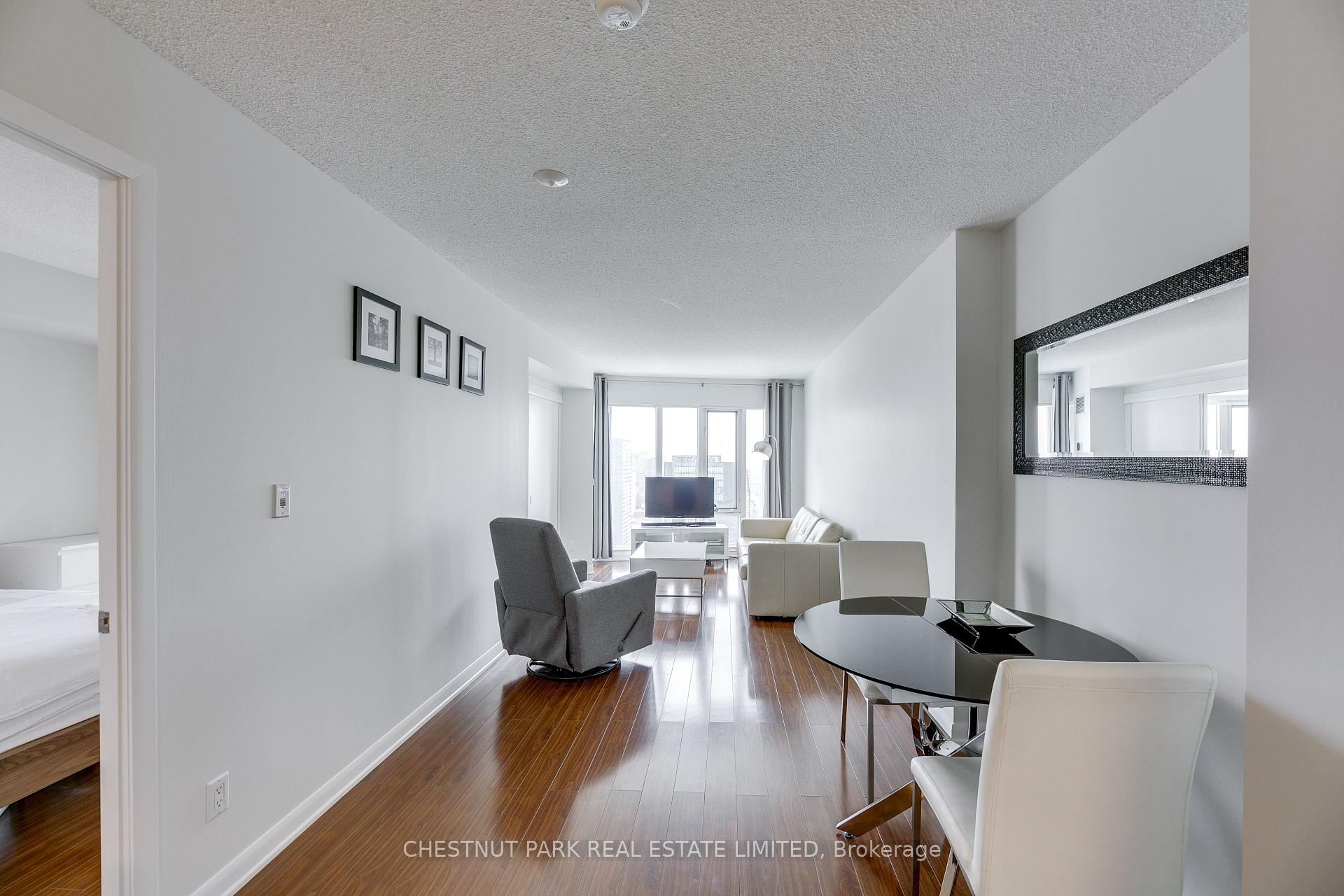 Photo 7 of Unit 3003, 210 Victoria Street, Toronto, Church-Yonge Corridor — HOMEH