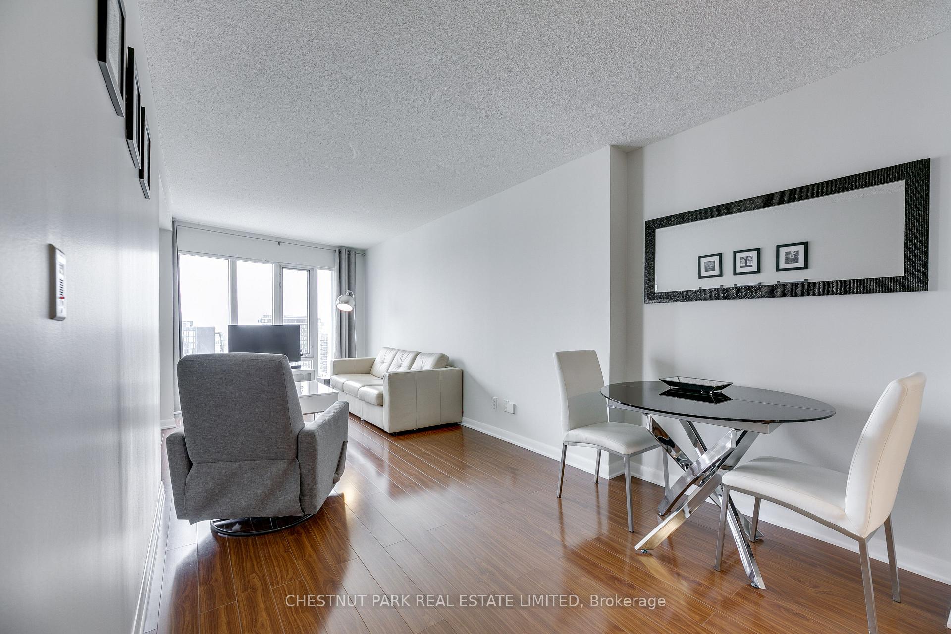 Photo 8 of Unit 3003, 210 Victoria Street, Toronto, Church-Yonge Corridor — HOMEH
