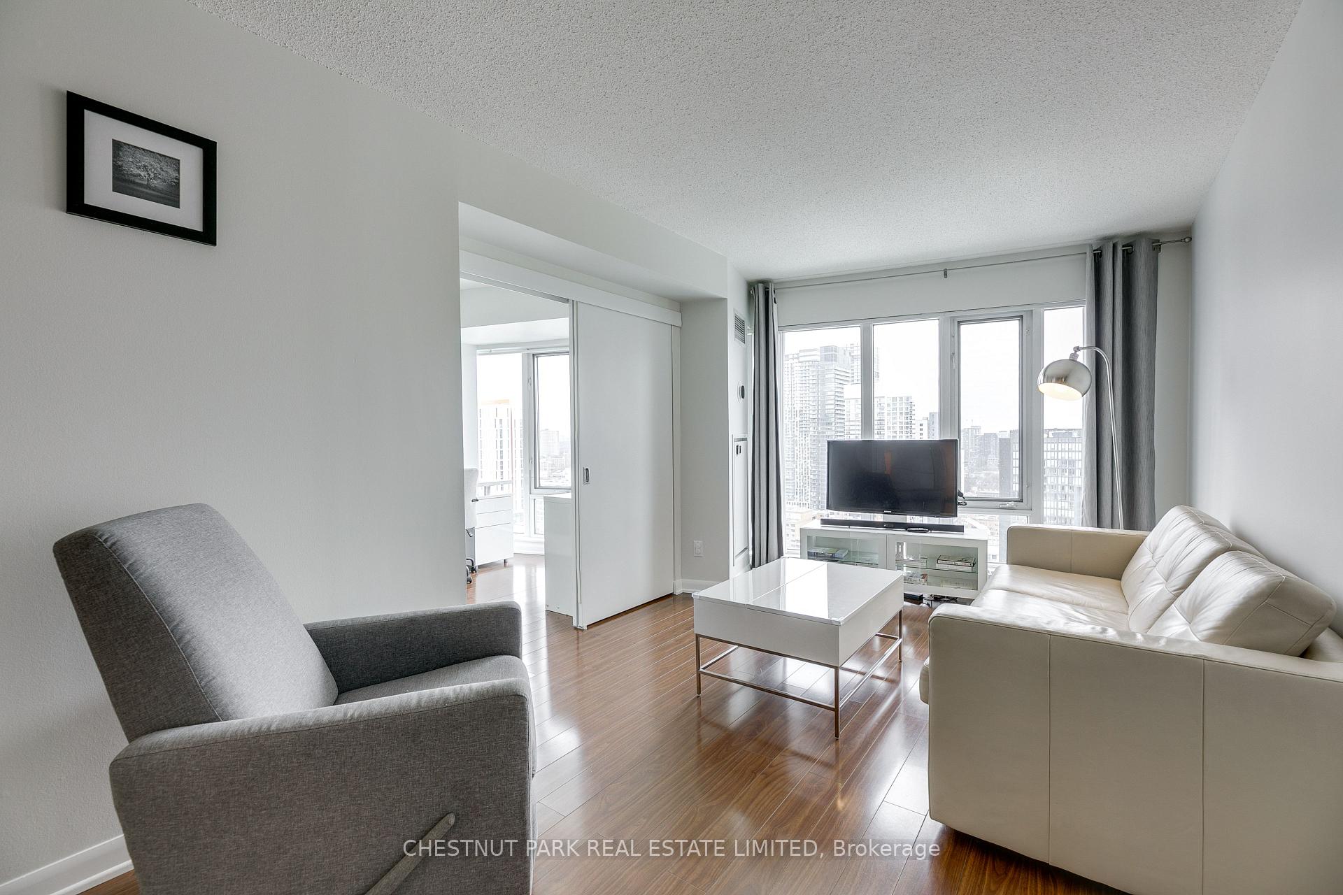 Photo 9 of Unit 3003, 210 Victoria Street, Toronto, Church-Yonge Corridor — HOMEH