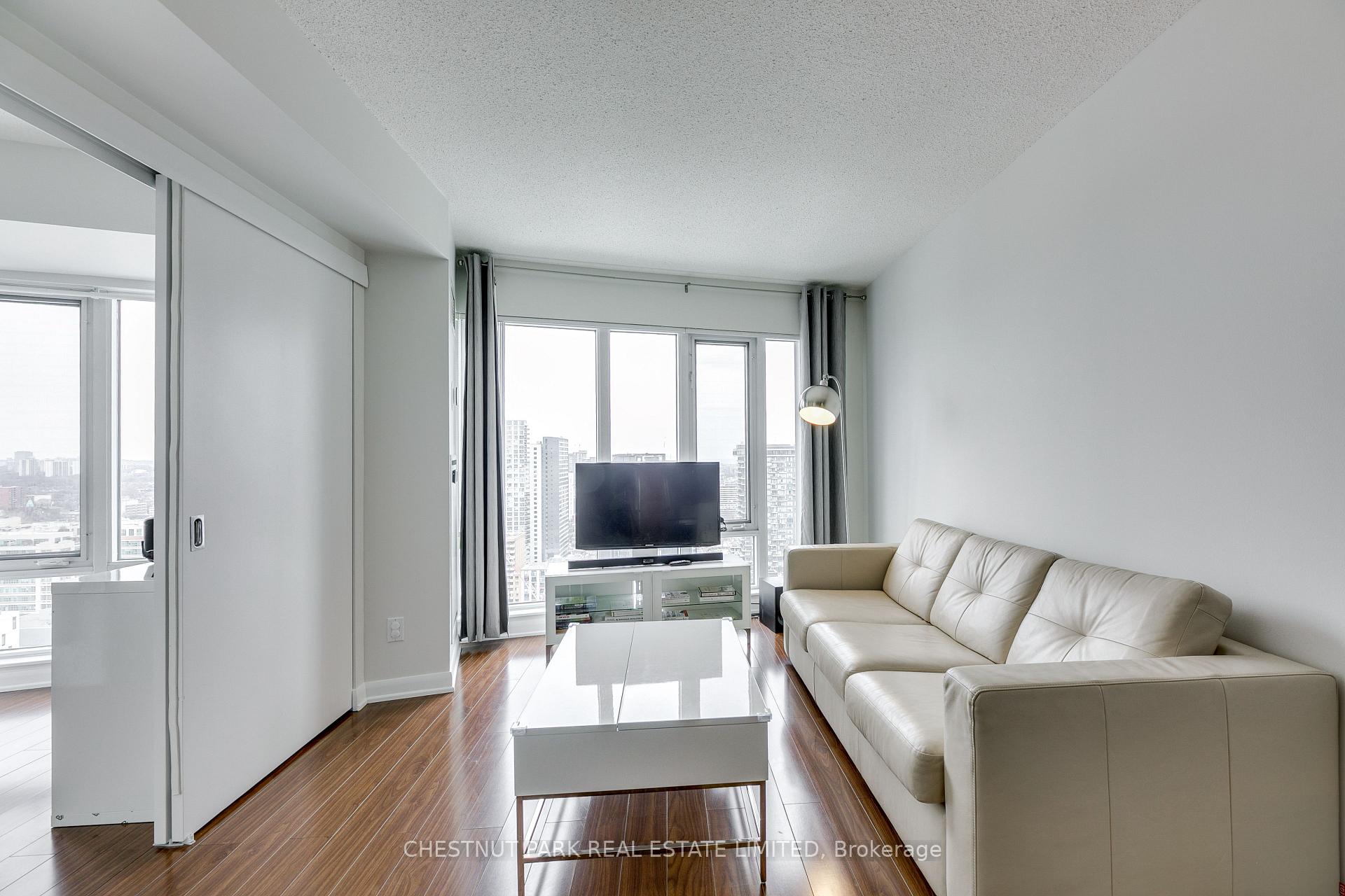Photo 10 of Unit 3003, 210 Victoria Street, Toronto, Church-Yonge Corridor — HOMEH