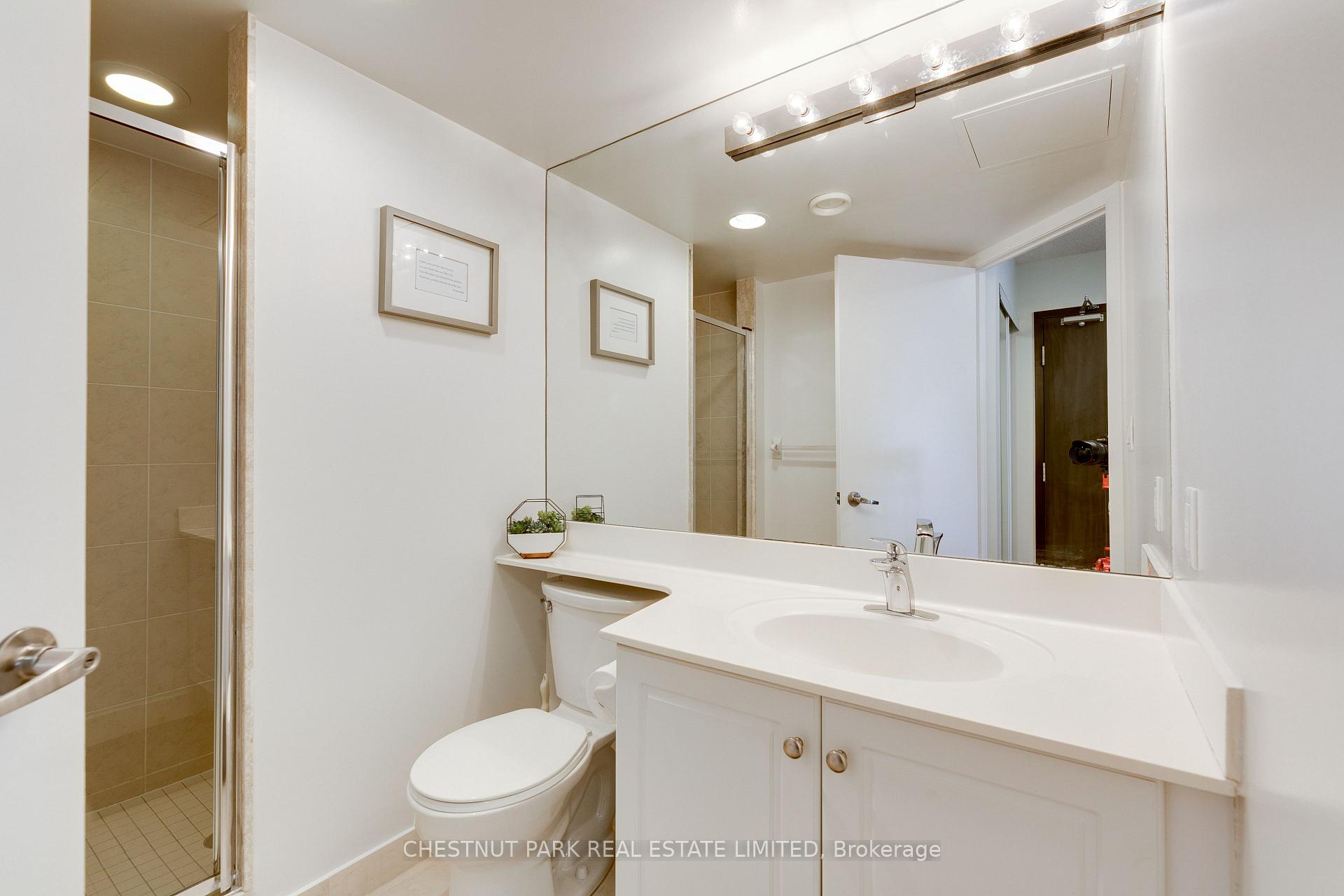 Photo 19 of Unit 3003, 210 Victoria Street, Toronto, Church-Yonge Corridor — HOMEH