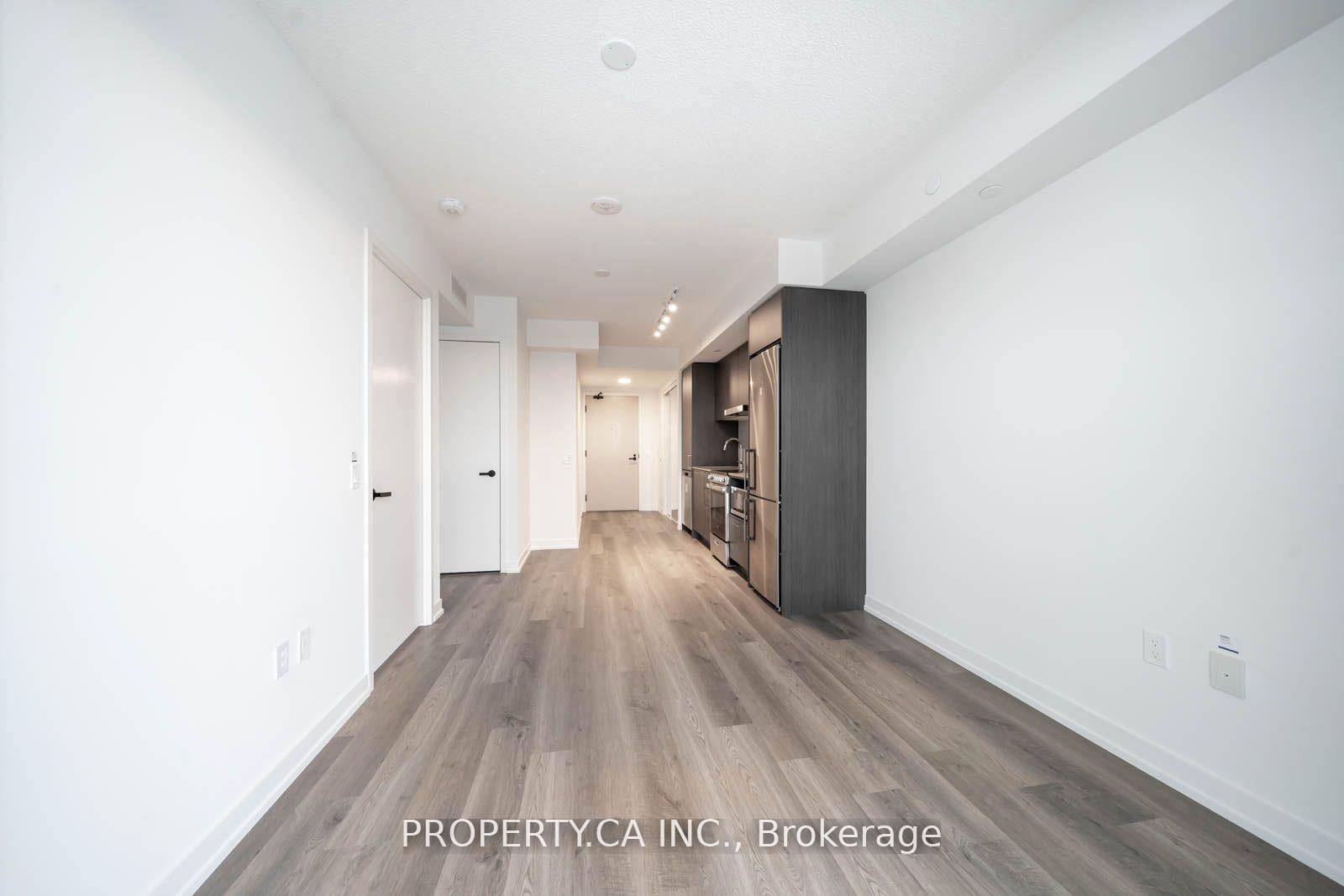 Photo 5 of Unit 1908, 195 Commerce Street, Vaughan, Vaughan Corporate Centre — HOMEH