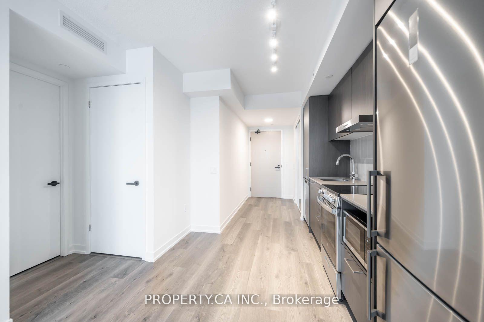 Photo 6 of Unit 1908, 195 Commerce Street, Vaughan, Vaughan Corporate Centre — HOMEH