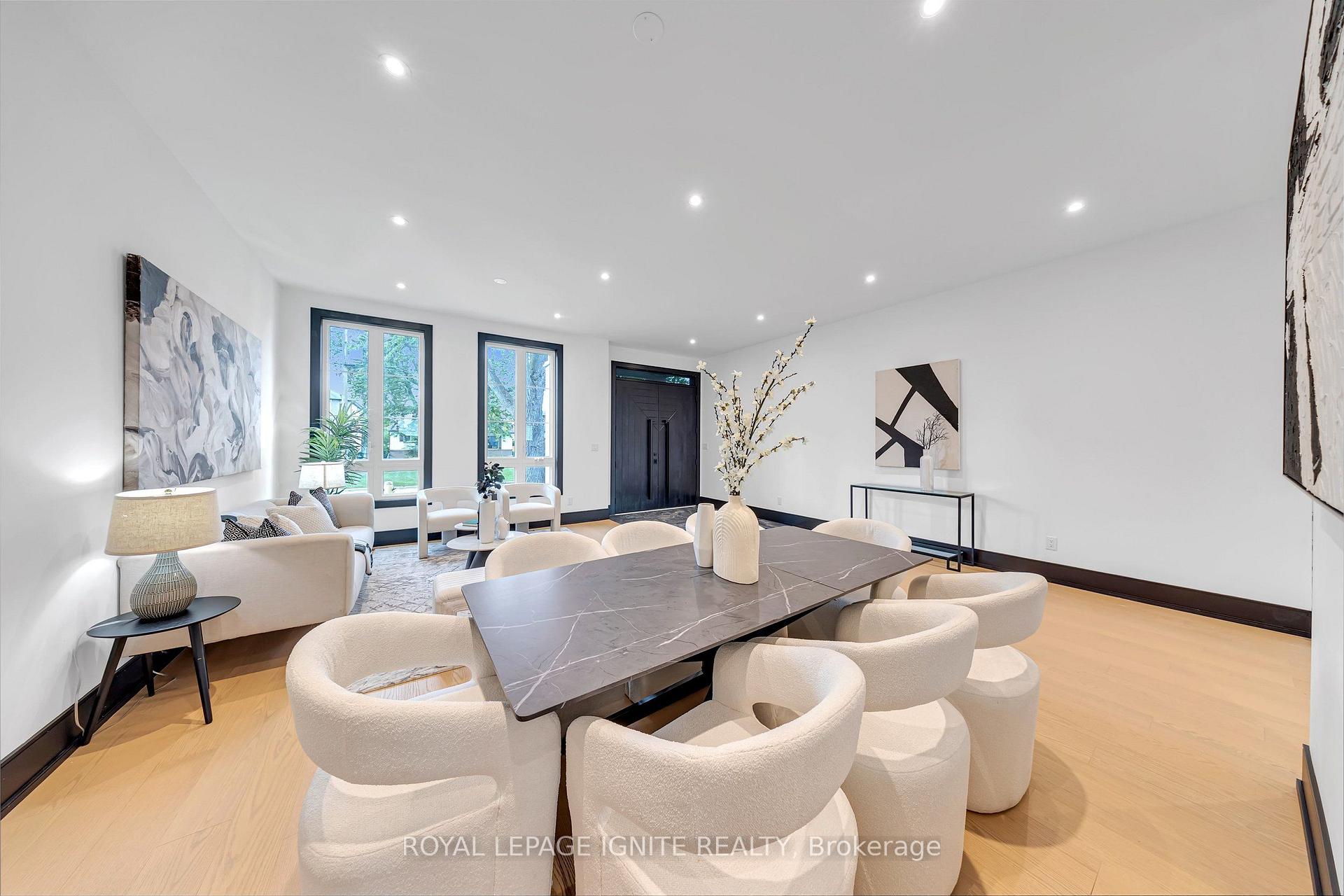 Photo 5 of 15 Deblyn Drive E, Scarborough, L'Amoreaux — HOMEH