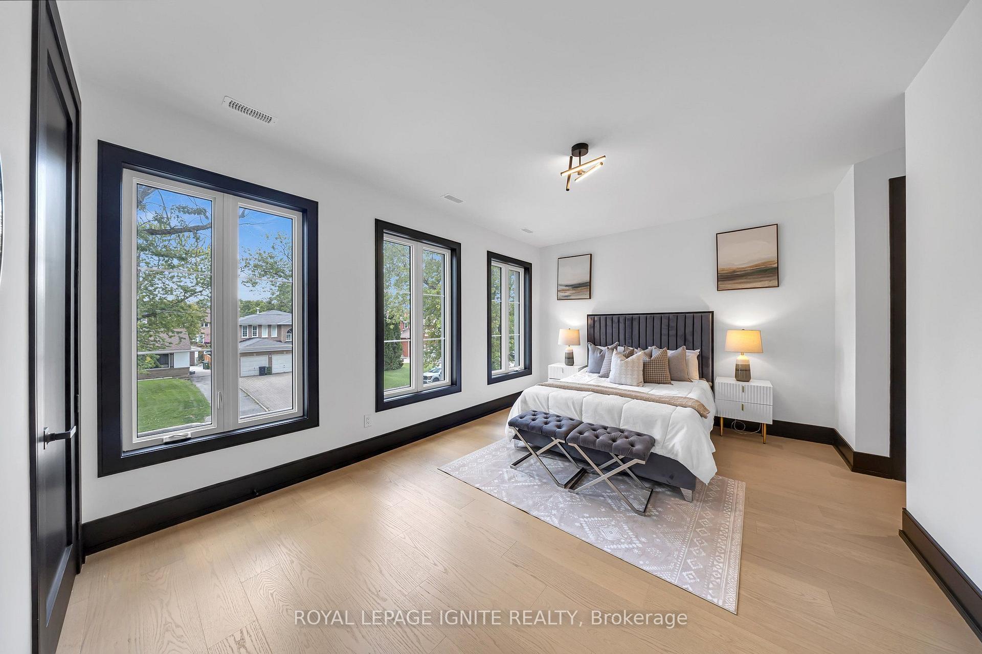 Photo 20 of 15 Deblyn Drive E, Scarborough, L'Amoreaux — HOMEH