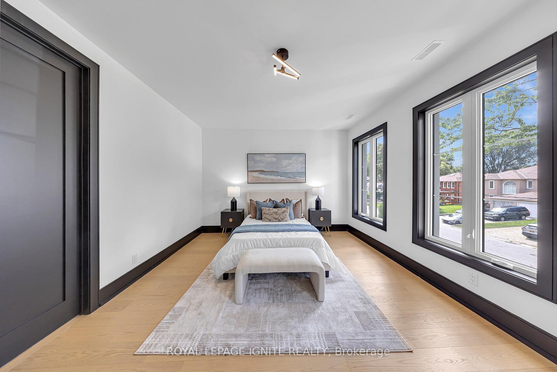 Photo 23 of 15 Deblyn Drive E, Scarborough, L'Amoreaux — HOMEH