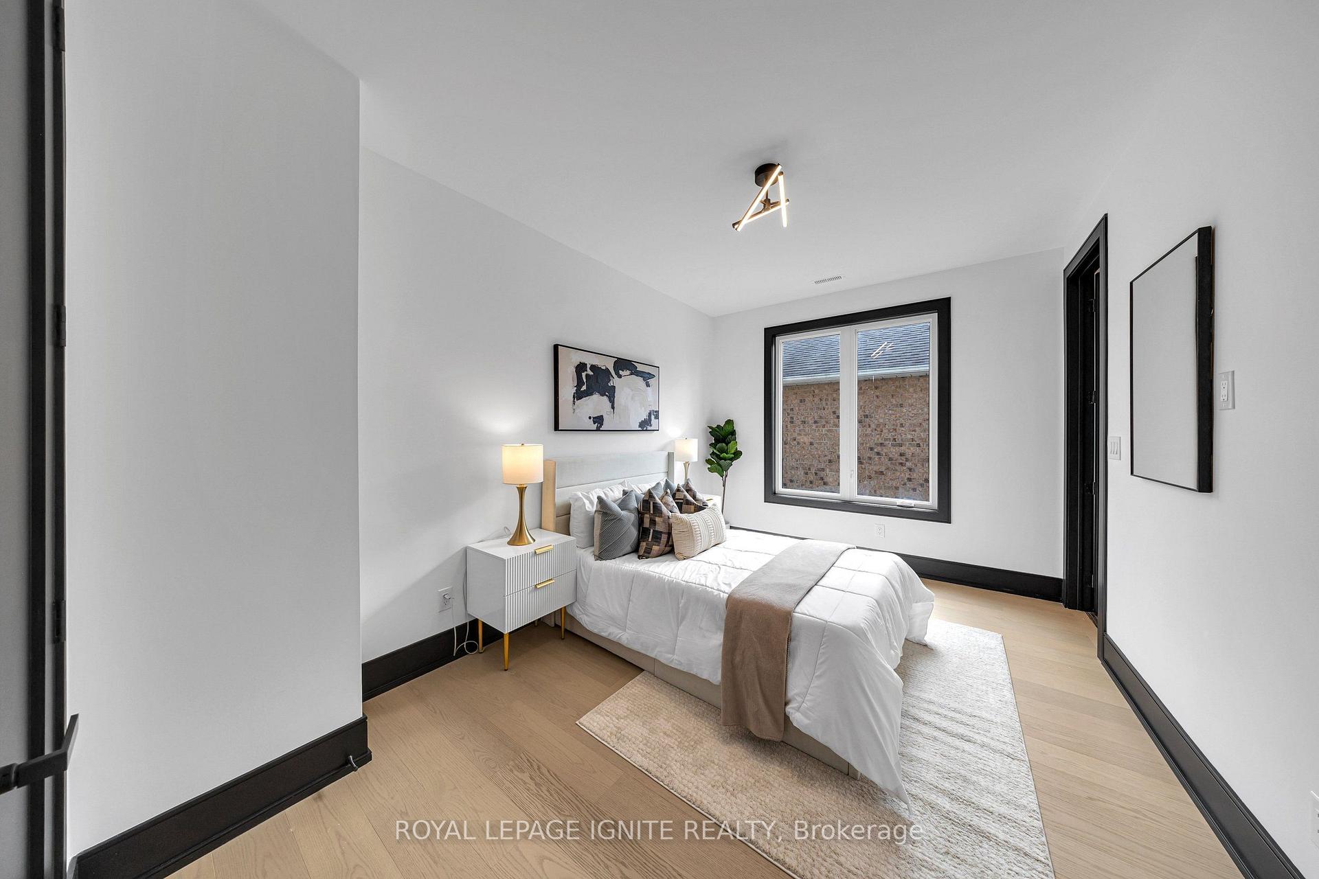 Photo 25 of 15 Deblyn Drive E, Scarborough, L'Amoreaux — HOMEH