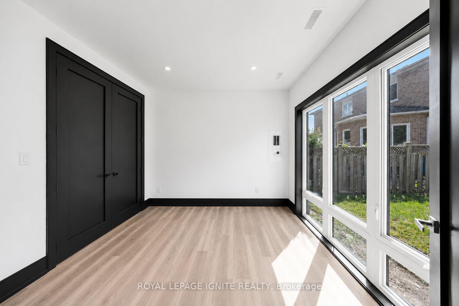 Photo 49 of 15 Deblyn Drive E, Scarborough, L'Amoreaux — HOMEH