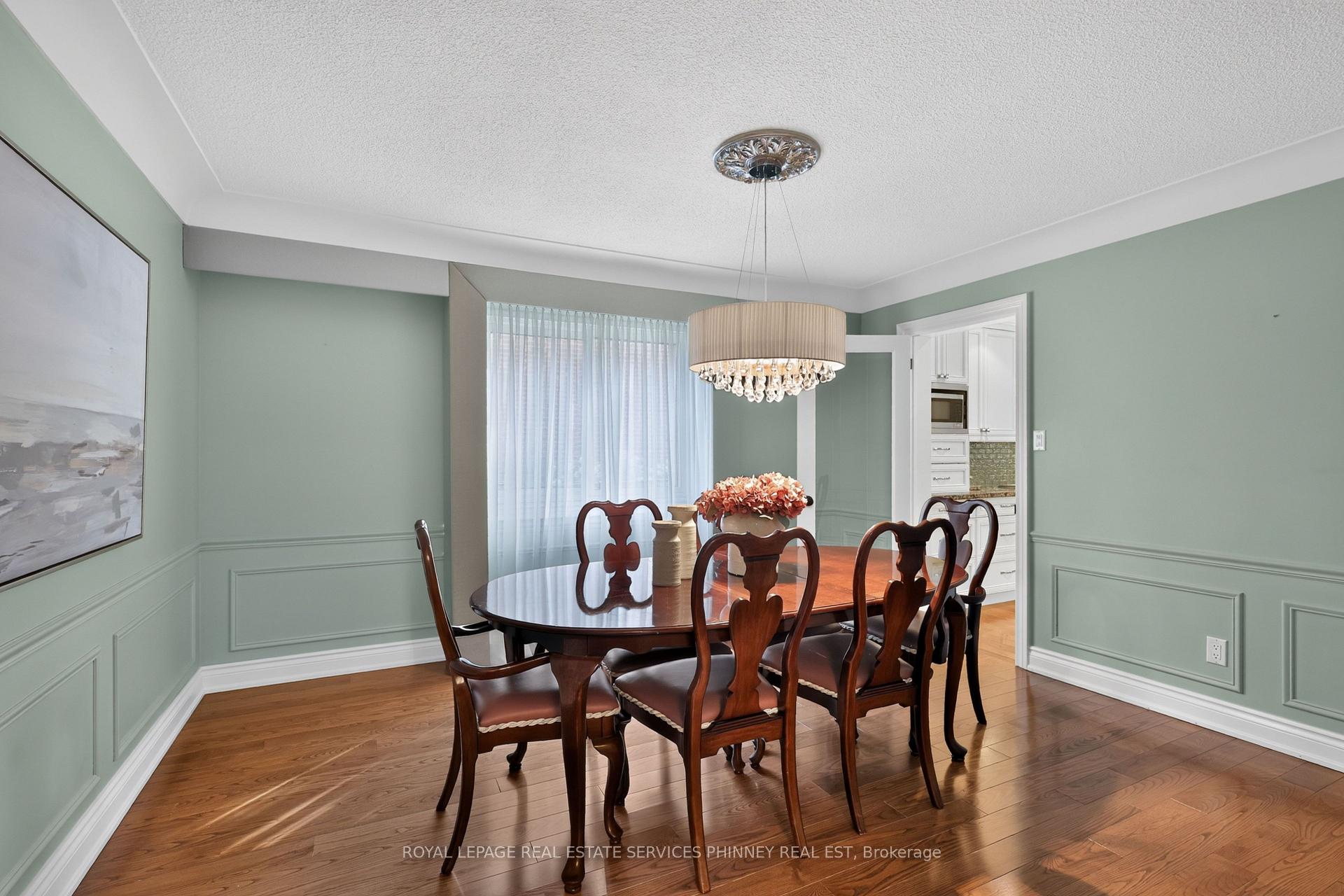 Photo 8 of 3861 Promontory Crescent, Mississauga, Erin Mills — HOMEH