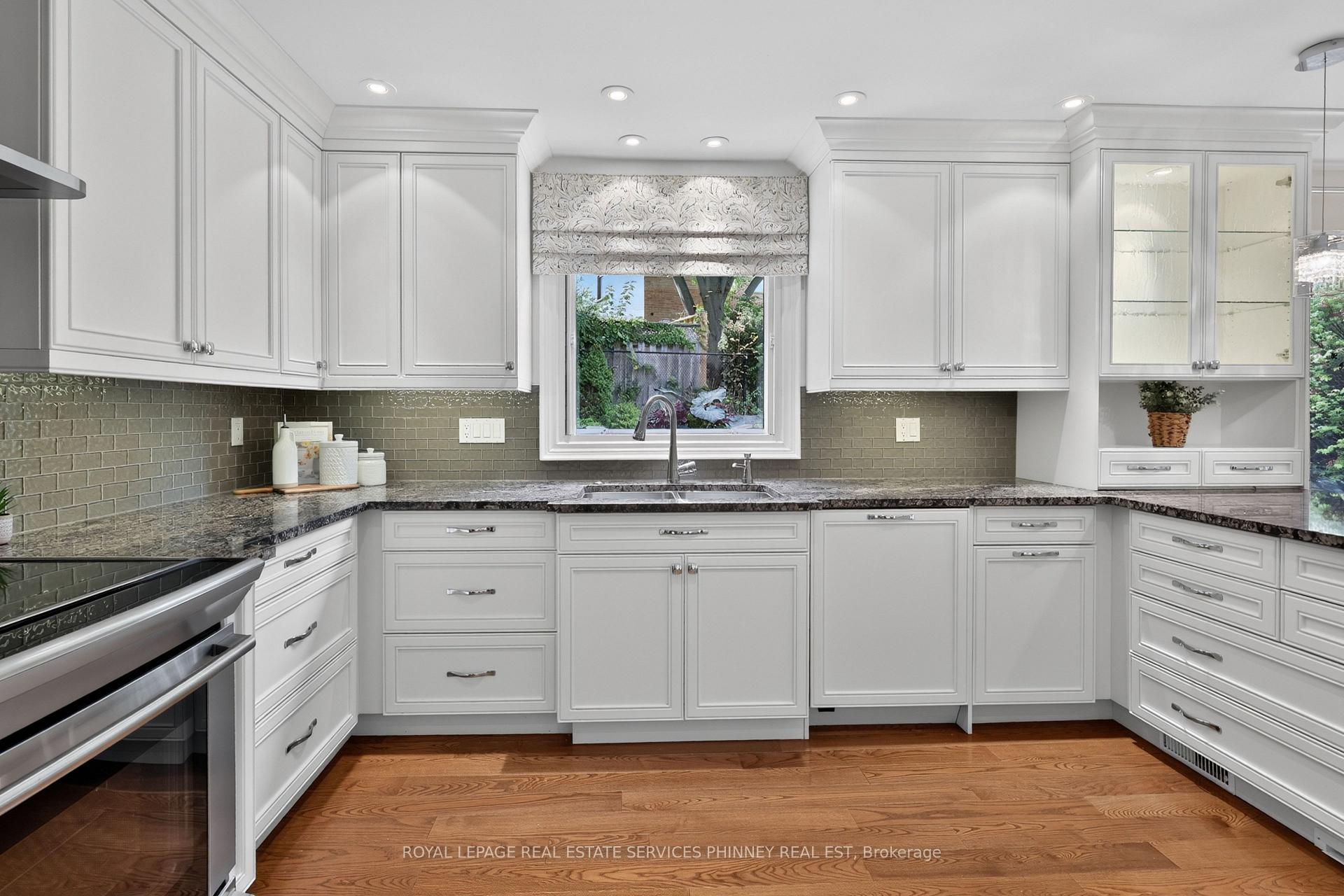 Photo 11 of 3861 Promontory Crescent, Mississauga, Erin Mills — HOMEH