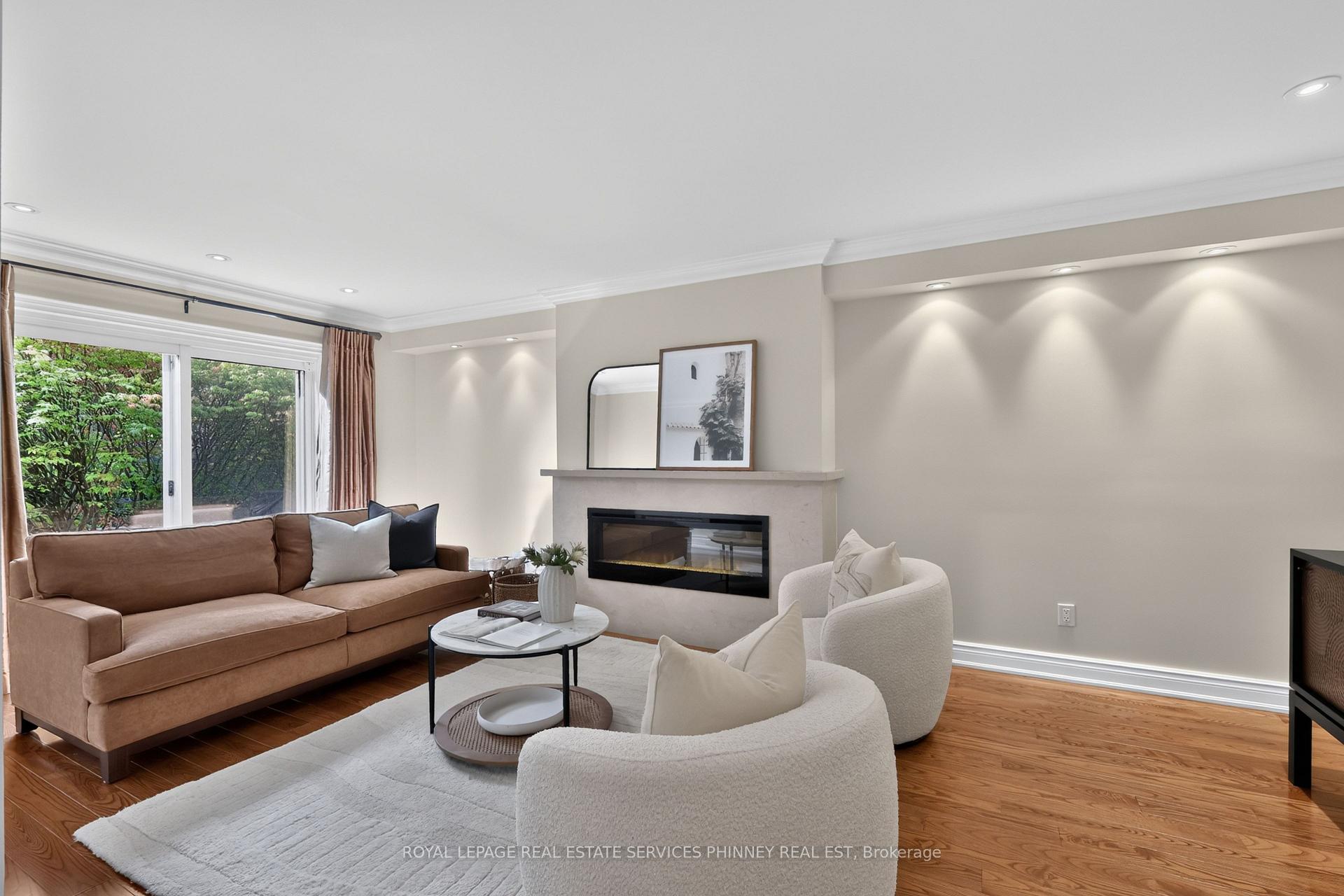 Photo 13 of 3861 Promontory Crescent, Mississauga, Erin Mills — HOMEH