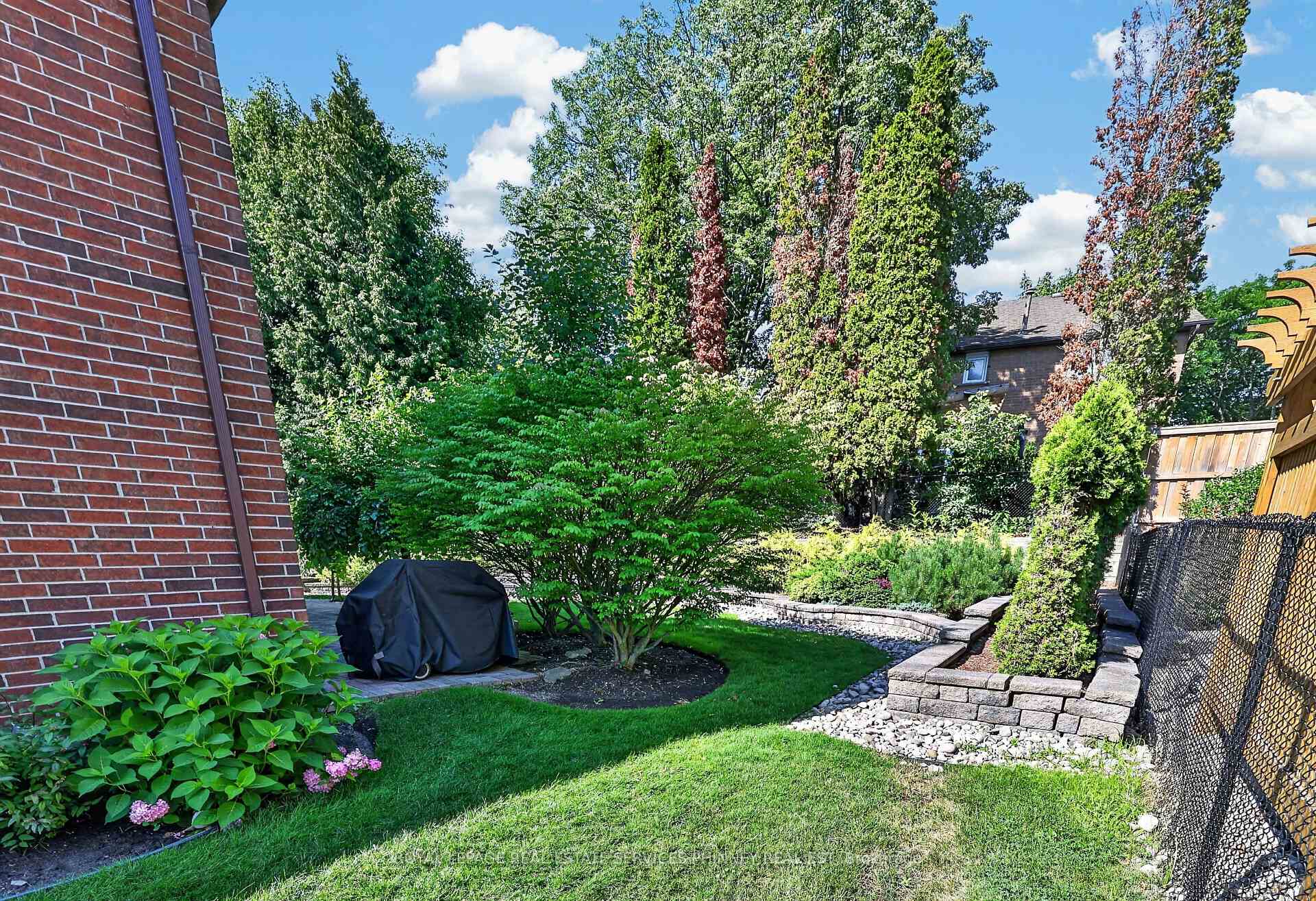Photo 35 of 3861 Promontory Crescent, Mississauga, Erin Mills — HOMEH
