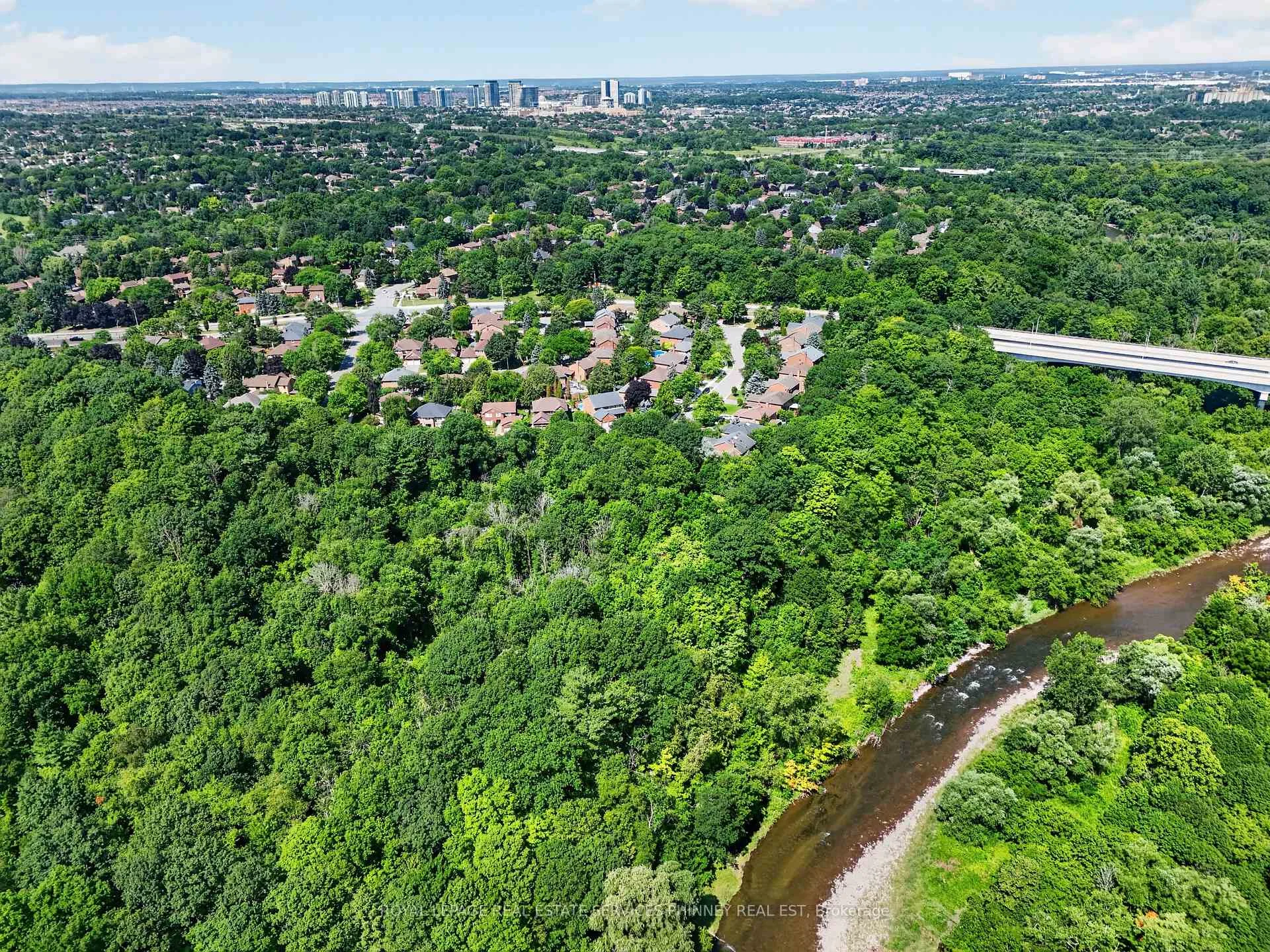 Photo 48 of 3861 Promontory Crescent, Mississauga, Erin Mills — HOMEH