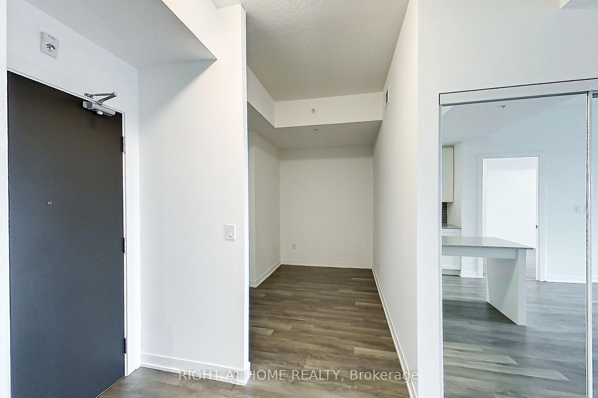 Photo 4 of Unit 505, 550 North Service Road, Grimsby, Grimsby Beach — HOMEH