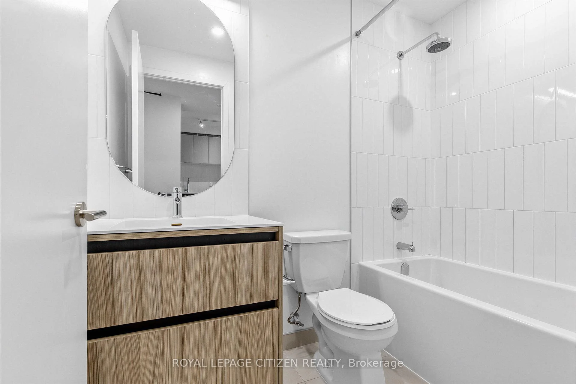 Photo 19 of Unit B-0103, 7950 Bathurst Street, Vaughan, Beverley Glen — HOMEH