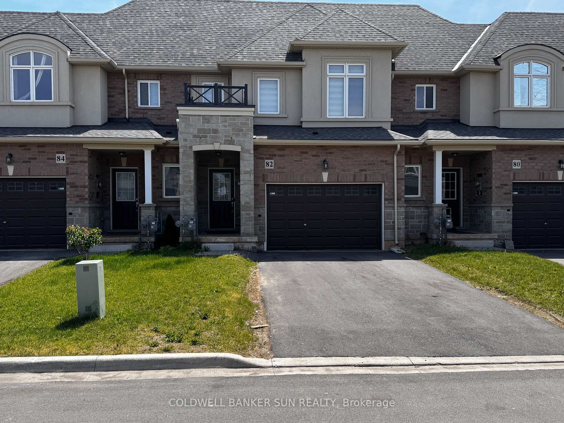 Photo 1 of 82 Pinot Crescent, Hamilton, Fruitland — HOMEH