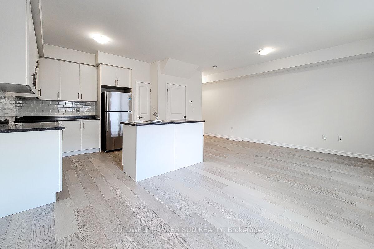 Photo 7 of 82 Pinot Crescent, Hamilton, Fruitland — HOMEH
