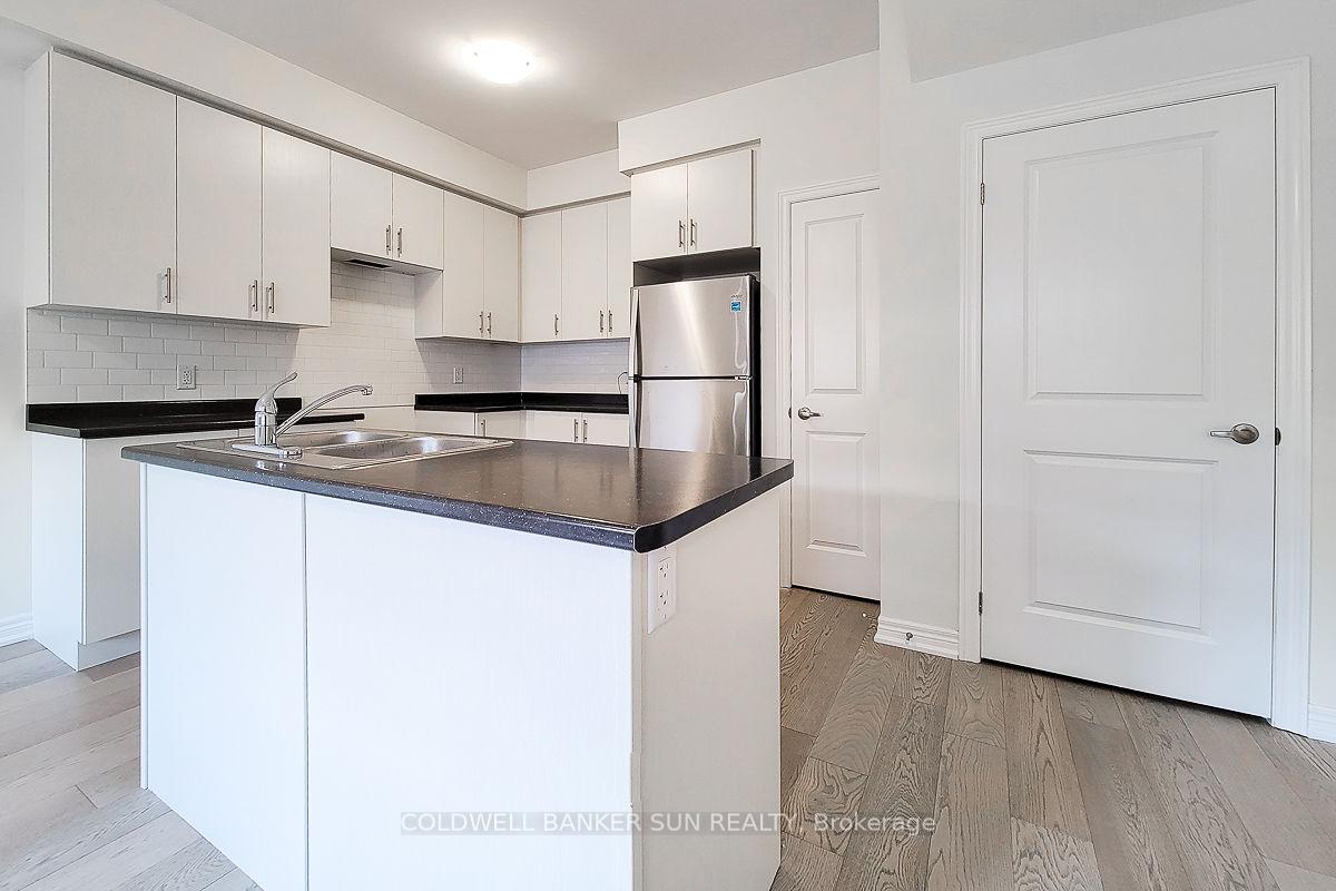 Photo 8 of 82 Pinot Crescent, Hamilton, Fruitland — HOMEH