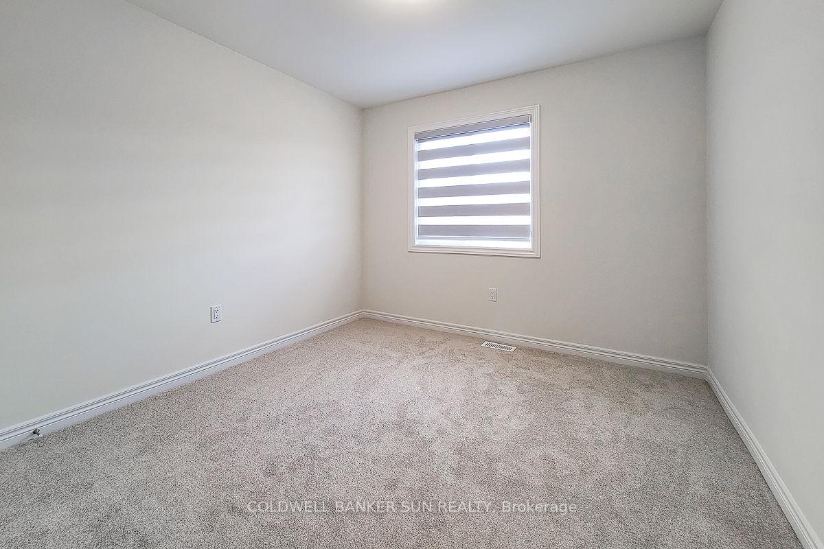 Photo 17 of 82 Pinot Crescent, Hamilton, Fruitland — HOMEH