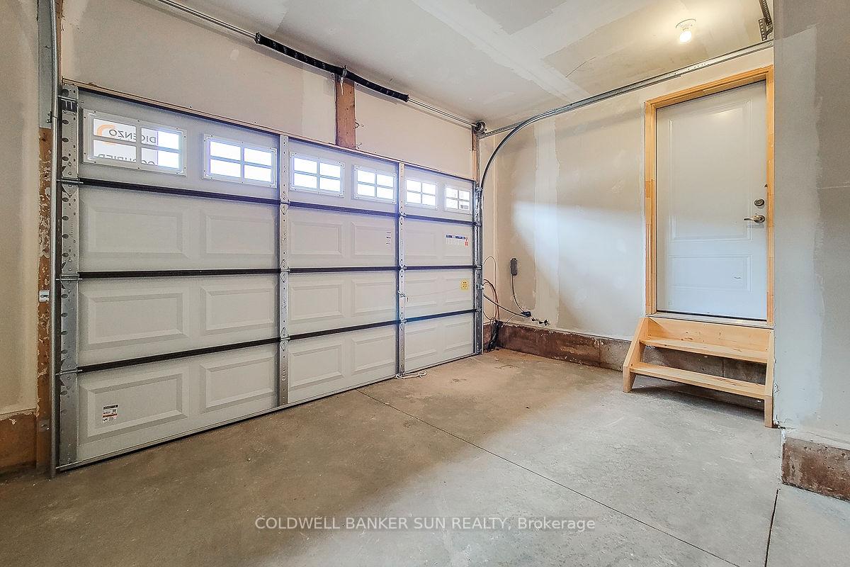 Photo 27 of 82 Pinot Crescent, Hamilton, Fruitland — HOMEH