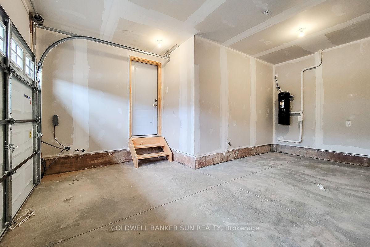 Photo 28 of 82 Pinot Crescent, Hamilton, Fruitland — HOMEH