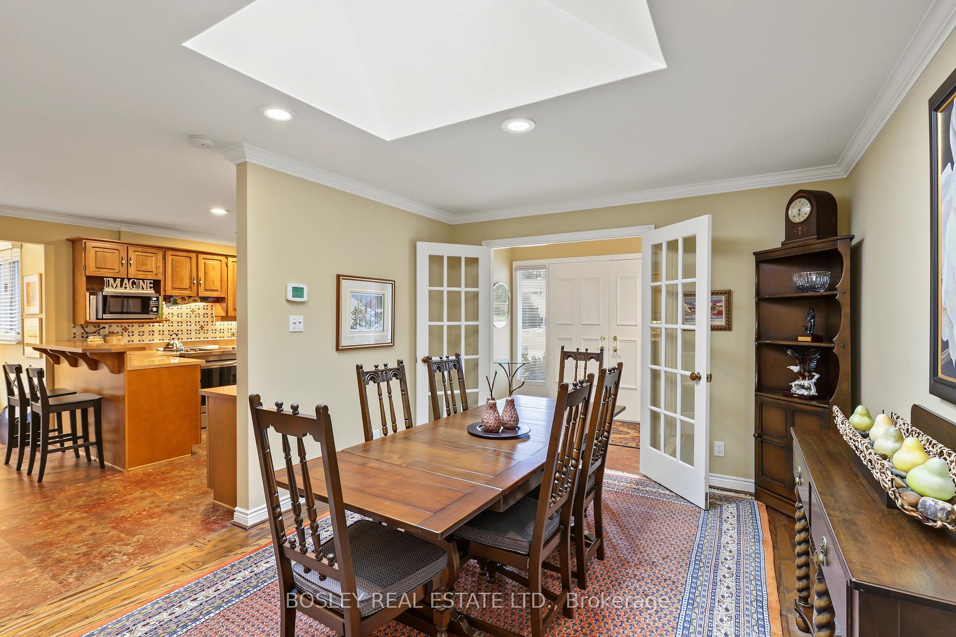 Photo 5 of 69 Fairway Drive, Aurora, Aurora Highlands — HOMEH