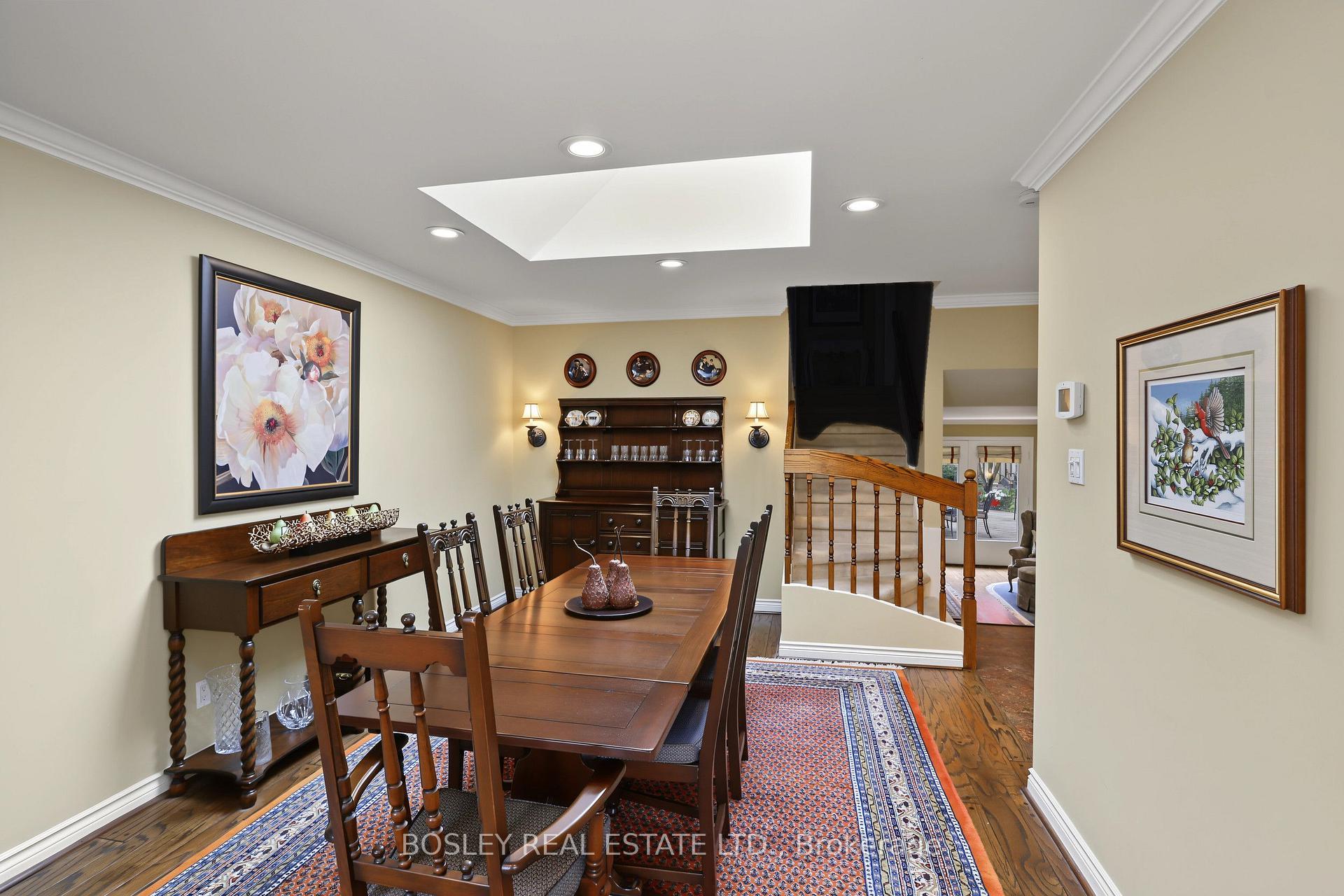 Photo 6 of 69 Fairway Drive, Aurora, Aurora Highlands — HOMEH