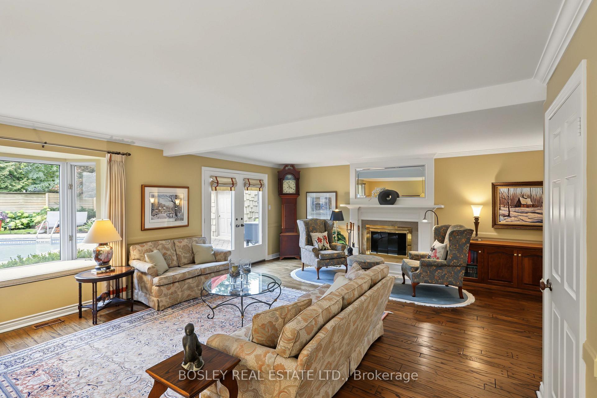 Photo 12 of 69 Fairway Drive, Aurora, Aurora Highlands — HOMEH