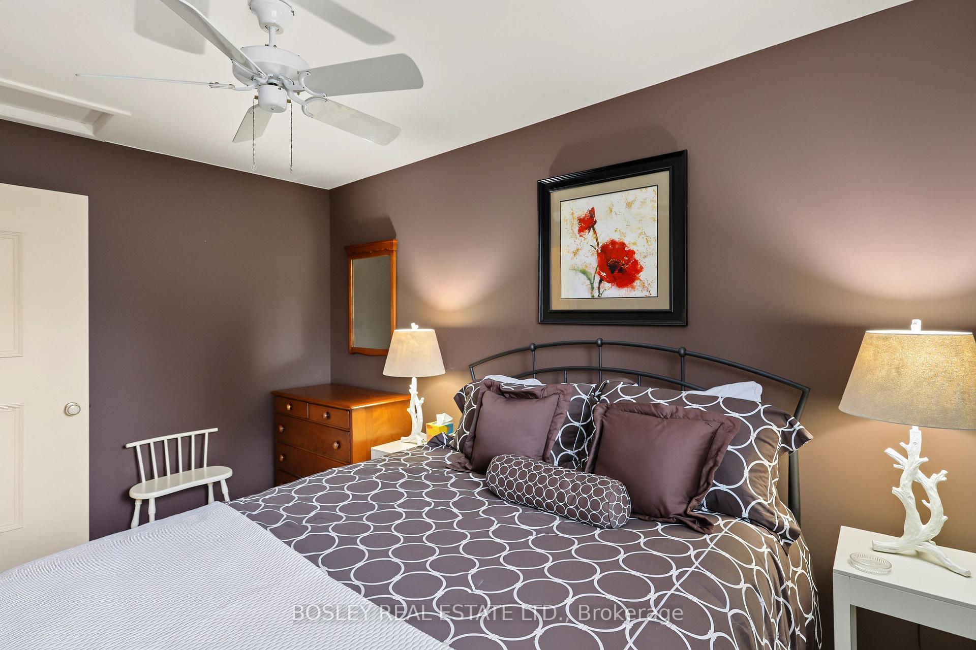Photo 26 of 69 Fairway Drive, Aurora, Aurora Highlands — HOMEH