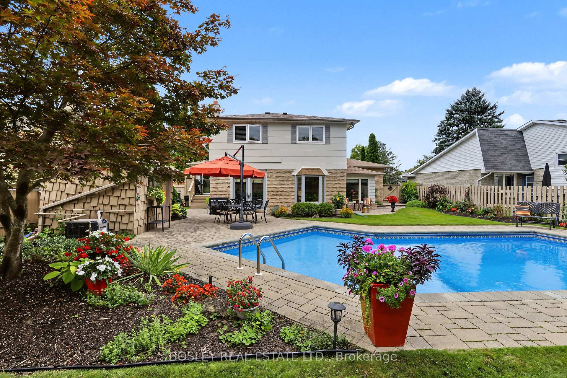 Photo 33 of 69 Fairway Drive, Aurora, Aurora Highlands — HOMEH