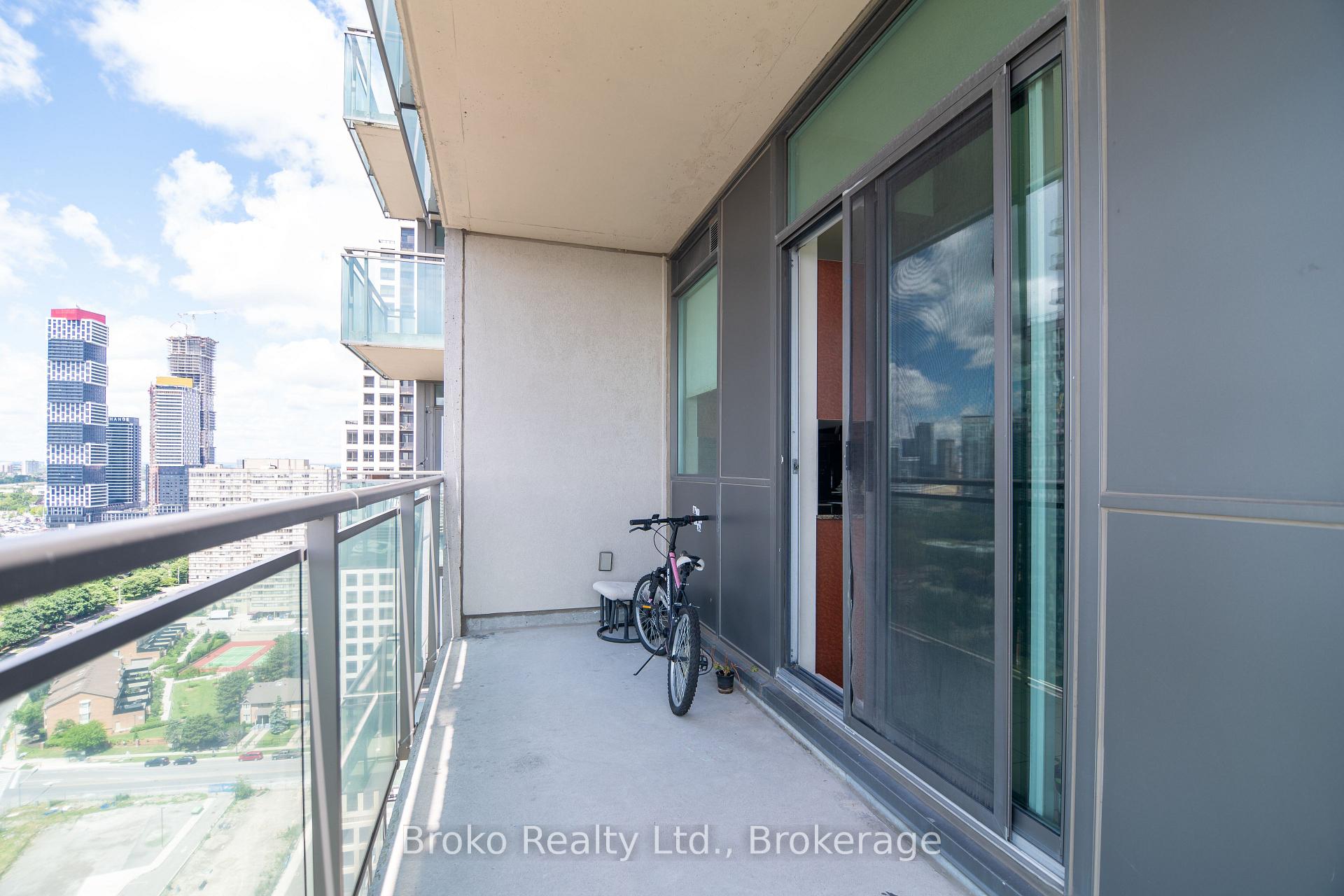 Photo 7 of Unit 2907, 3515 Kariya Drive, Mississauga, City Centre — HOMEH
