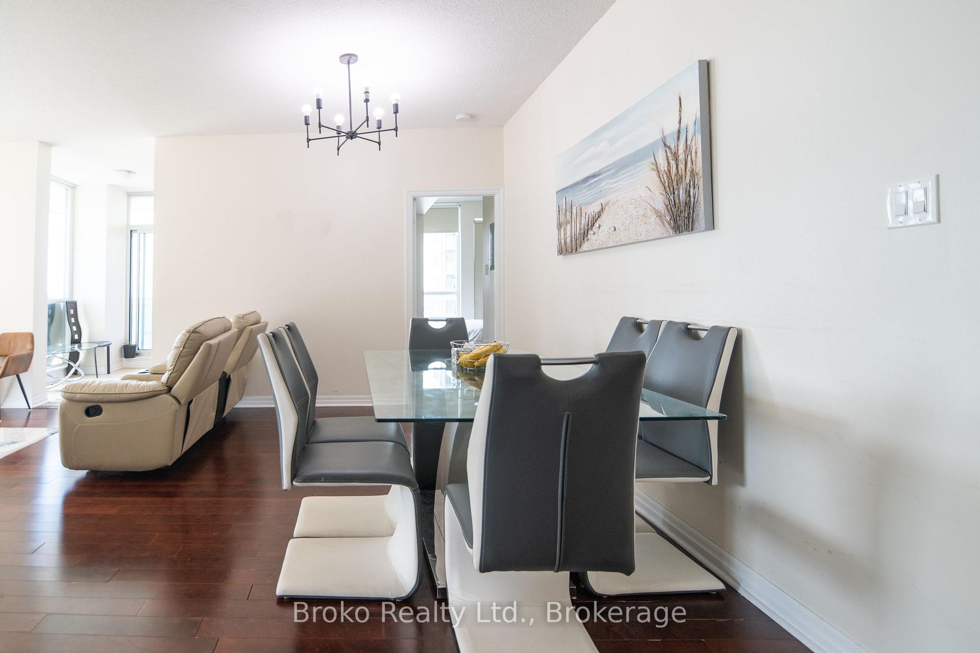 Photo 11 of Unit 2907, 3515 Kariya Drive, Mississauga, City Centre — HOMEH