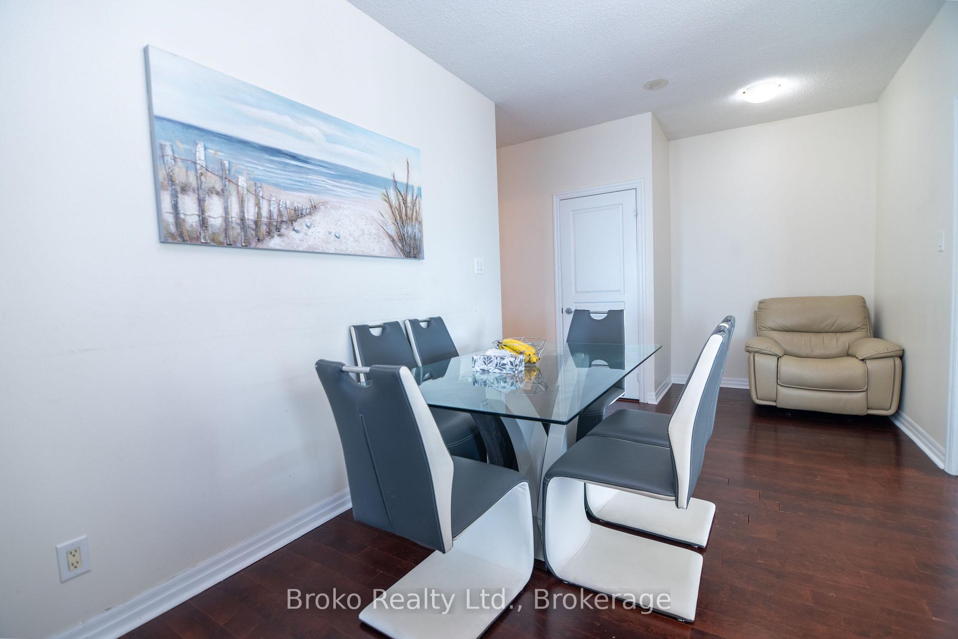 Photo 13 of Unit 2907, 3515 Kariya Drive, Mississauga, City Centre — HOMEH