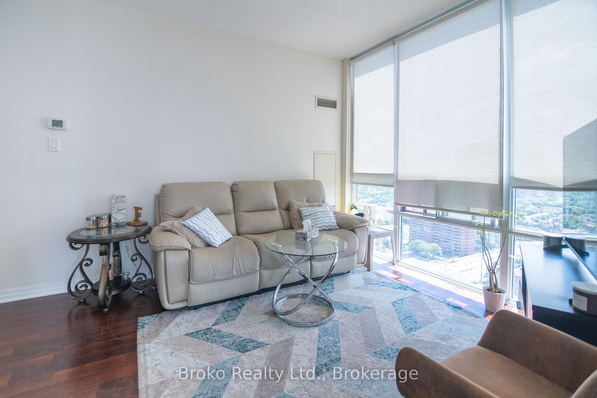 Photo 15 of Unit 2907, 3515 Kariya Drive, Mississauga, City Centre — HOMEH