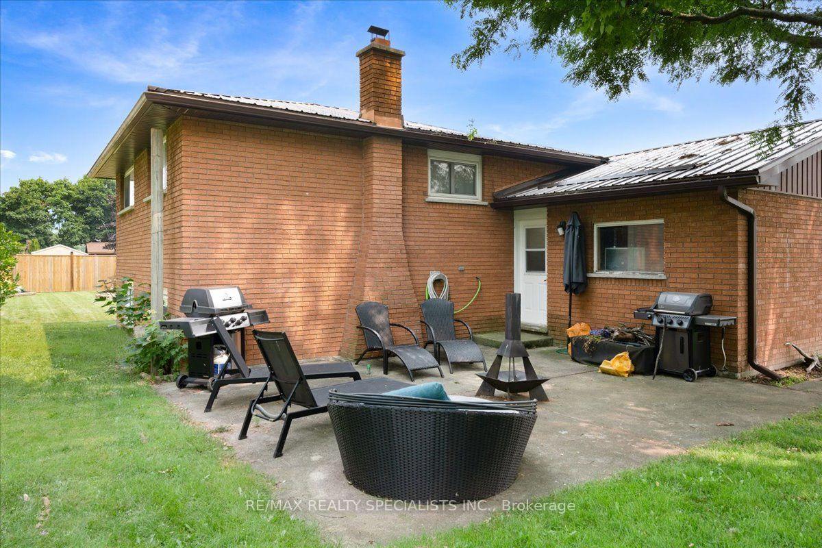Photo 37 of 12 Wardell Crescent, Haldimand — HOMEH