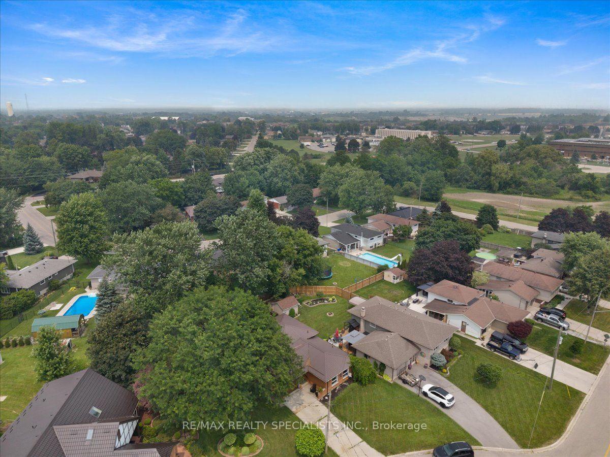 Photo 43 of 12 Wardell Crescent, Haldimand — HOMEH