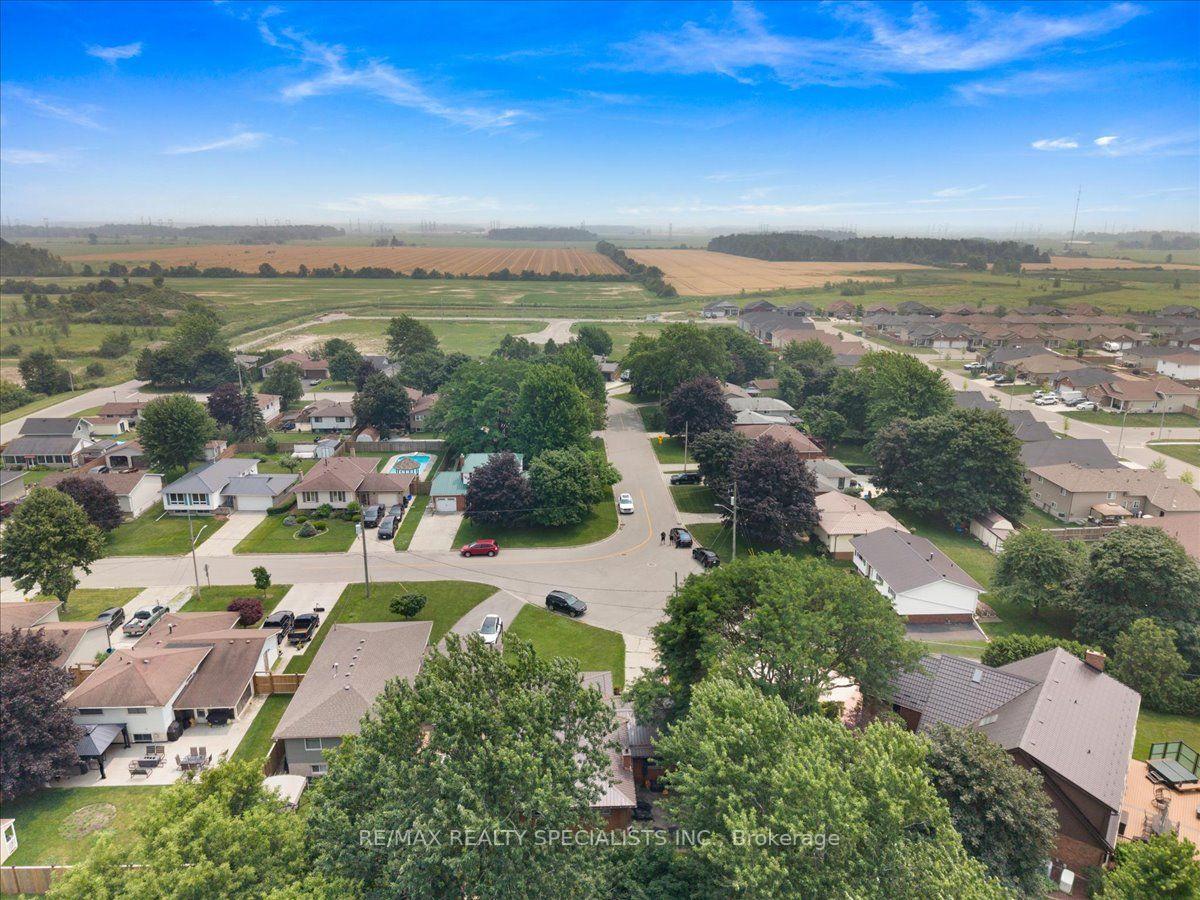 Photo 46 of 12 Wardell Crescent, Haldimand — HOMEH