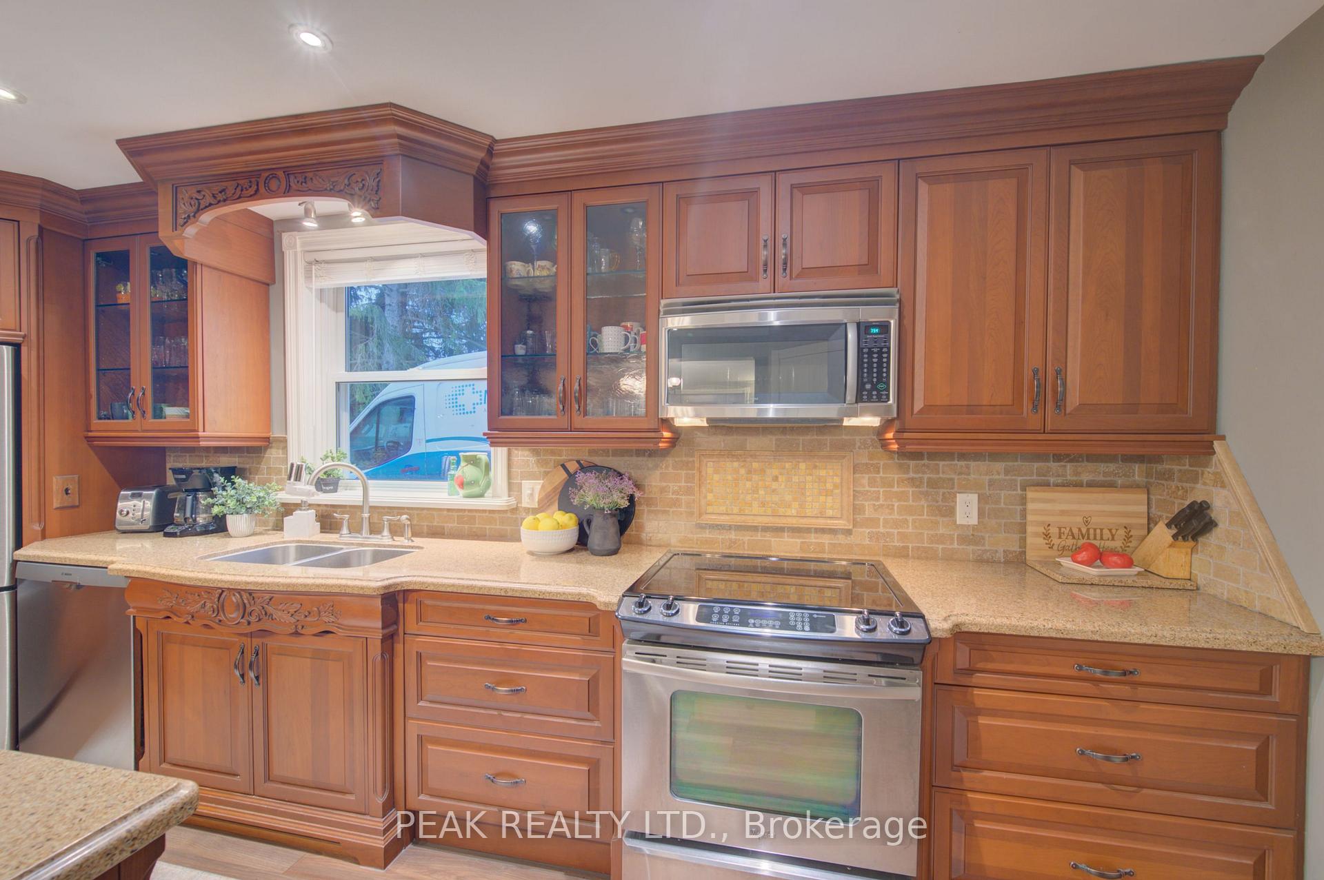 Photo 10 of 5421 King Street, Perth East, North Easthope — HOMEH