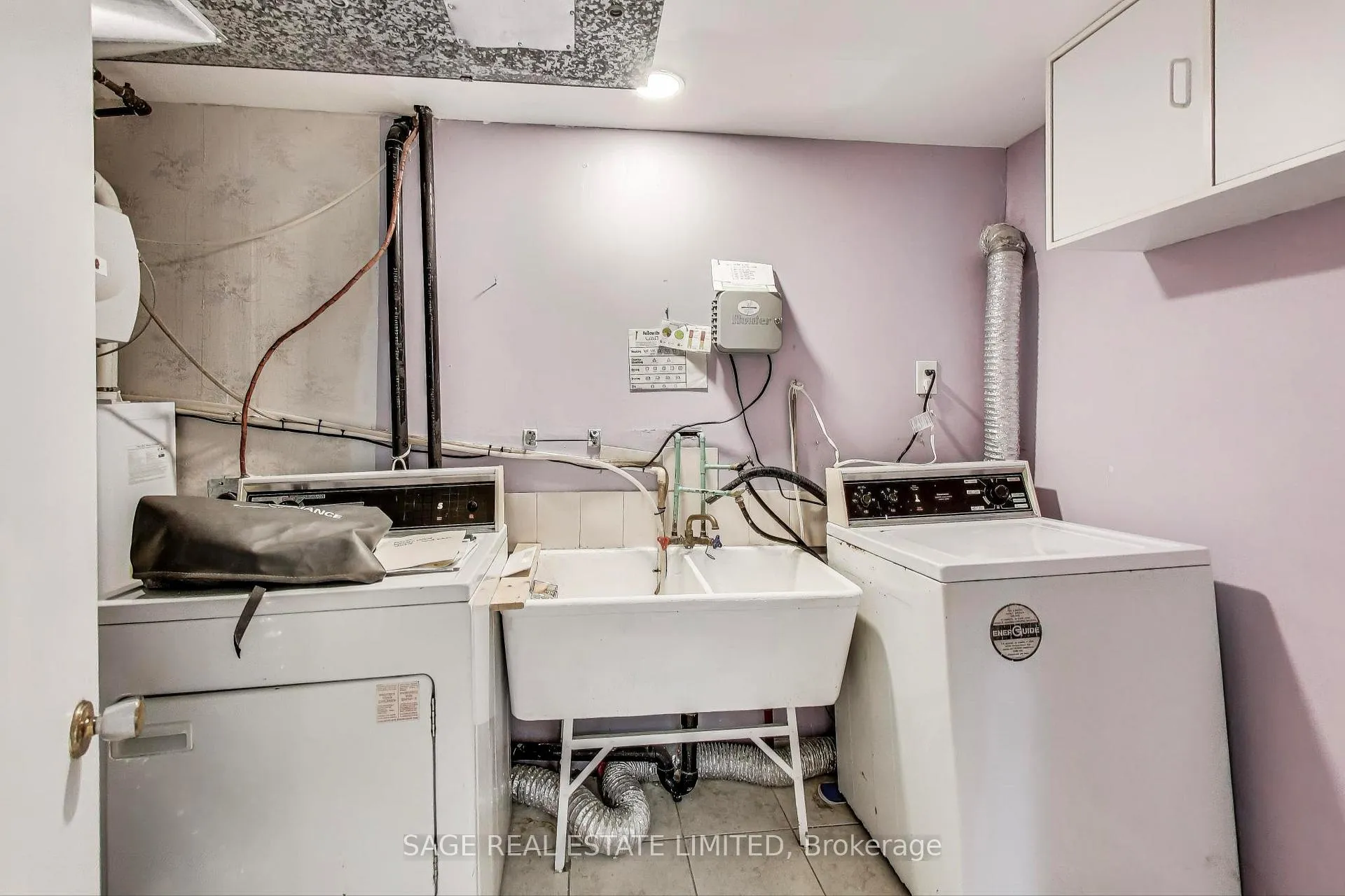 Photo 28 of 72 Glenvale Drive, Hamilton, Gilkson — HOMEH